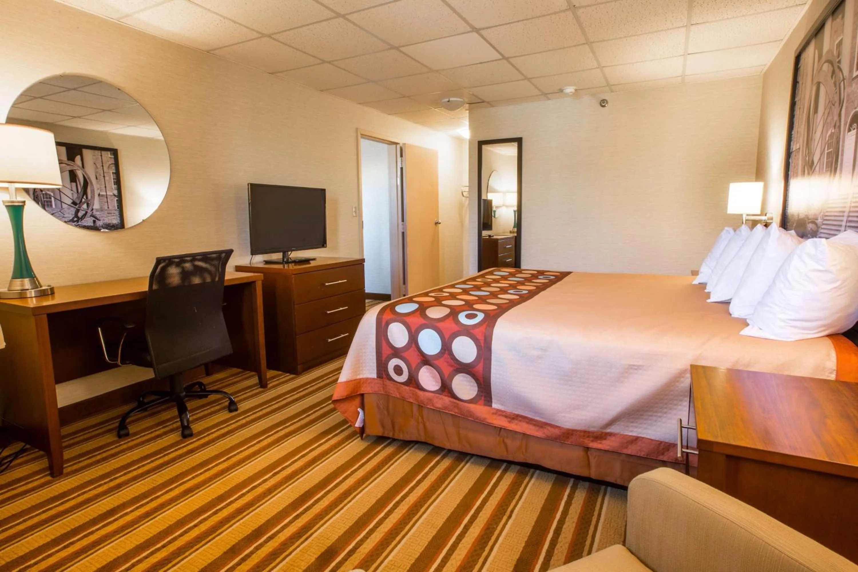 Bed in Super 8 by Wyndham State College