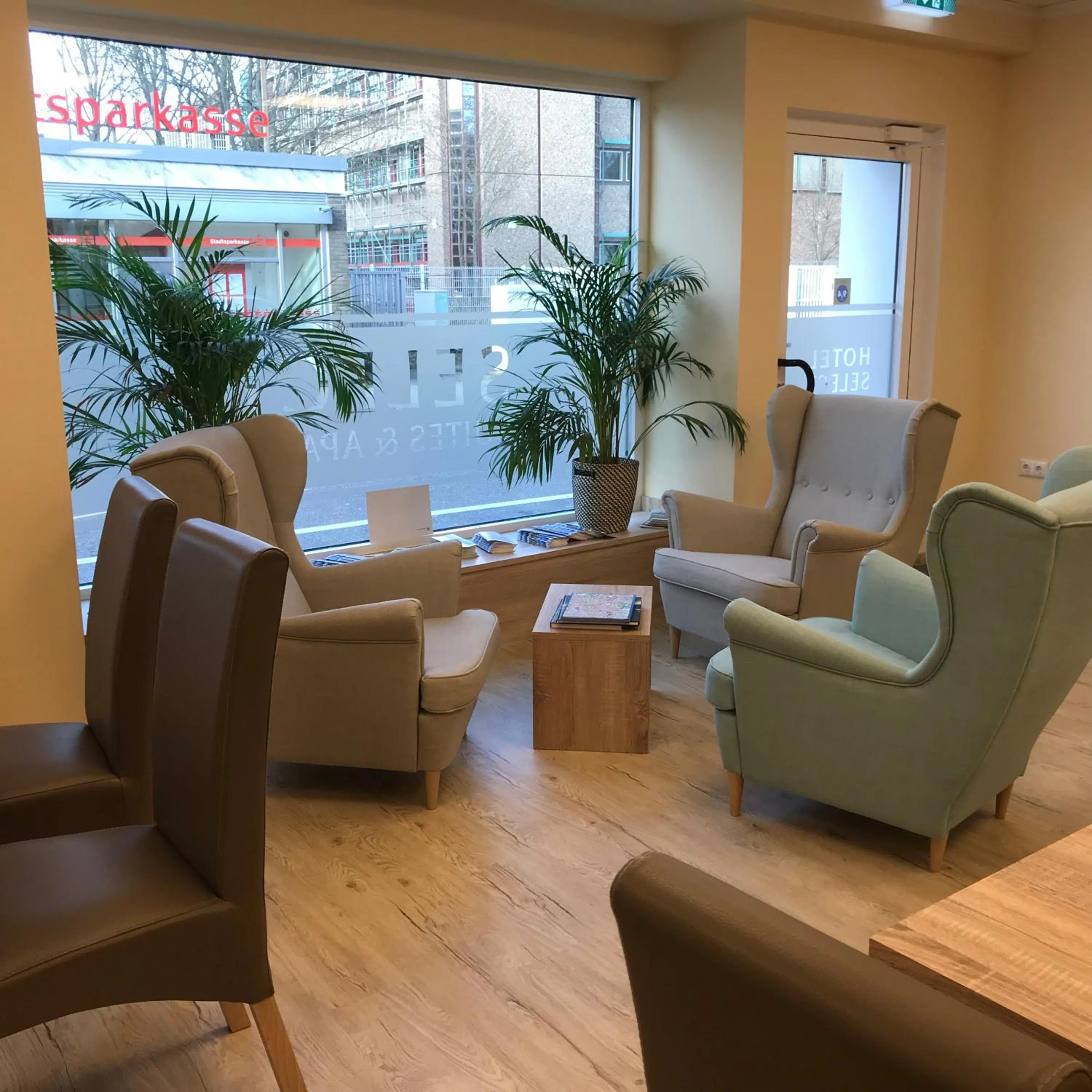 Hotel Select Suites & Aparts