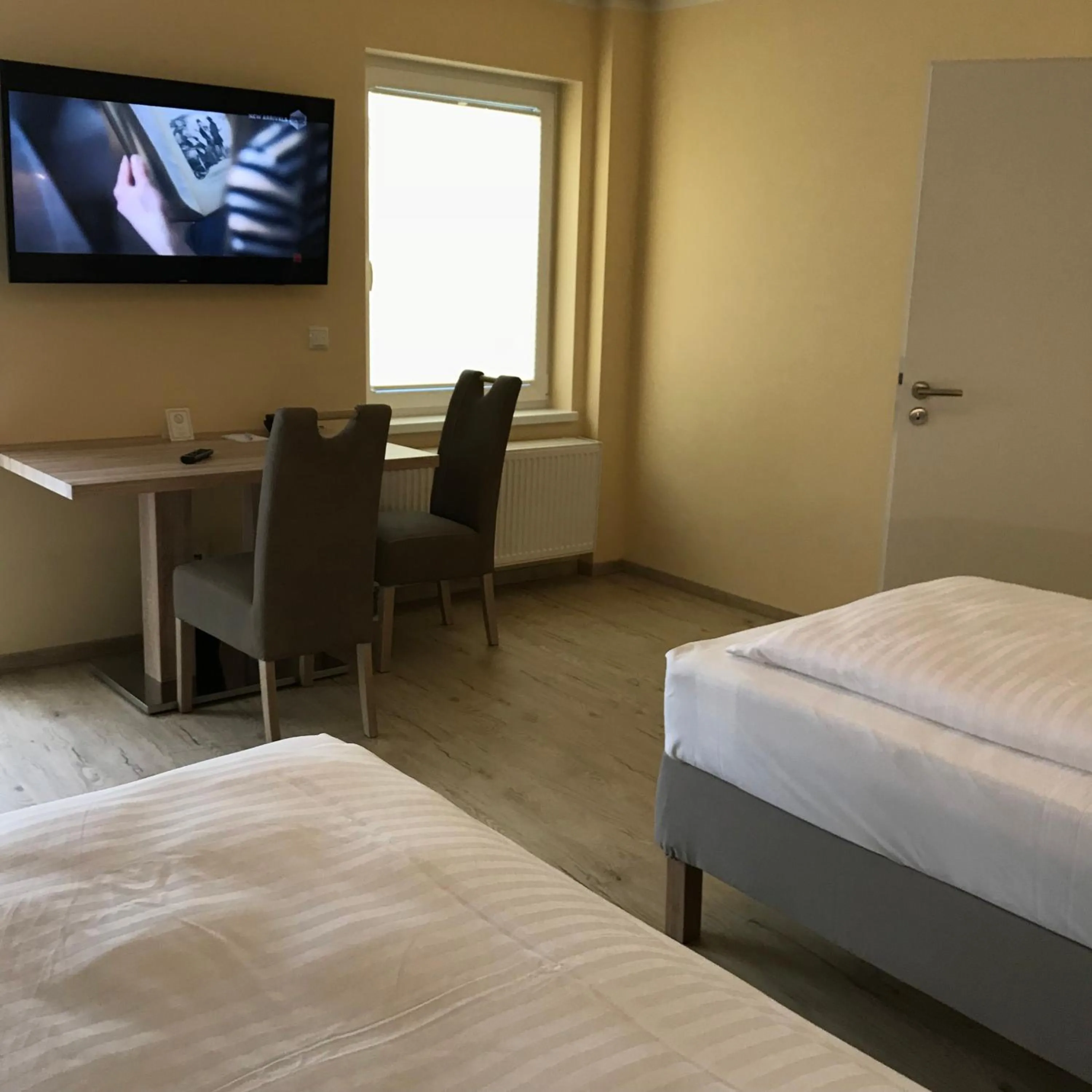 Bed in Hotel Select Suites & Aparts