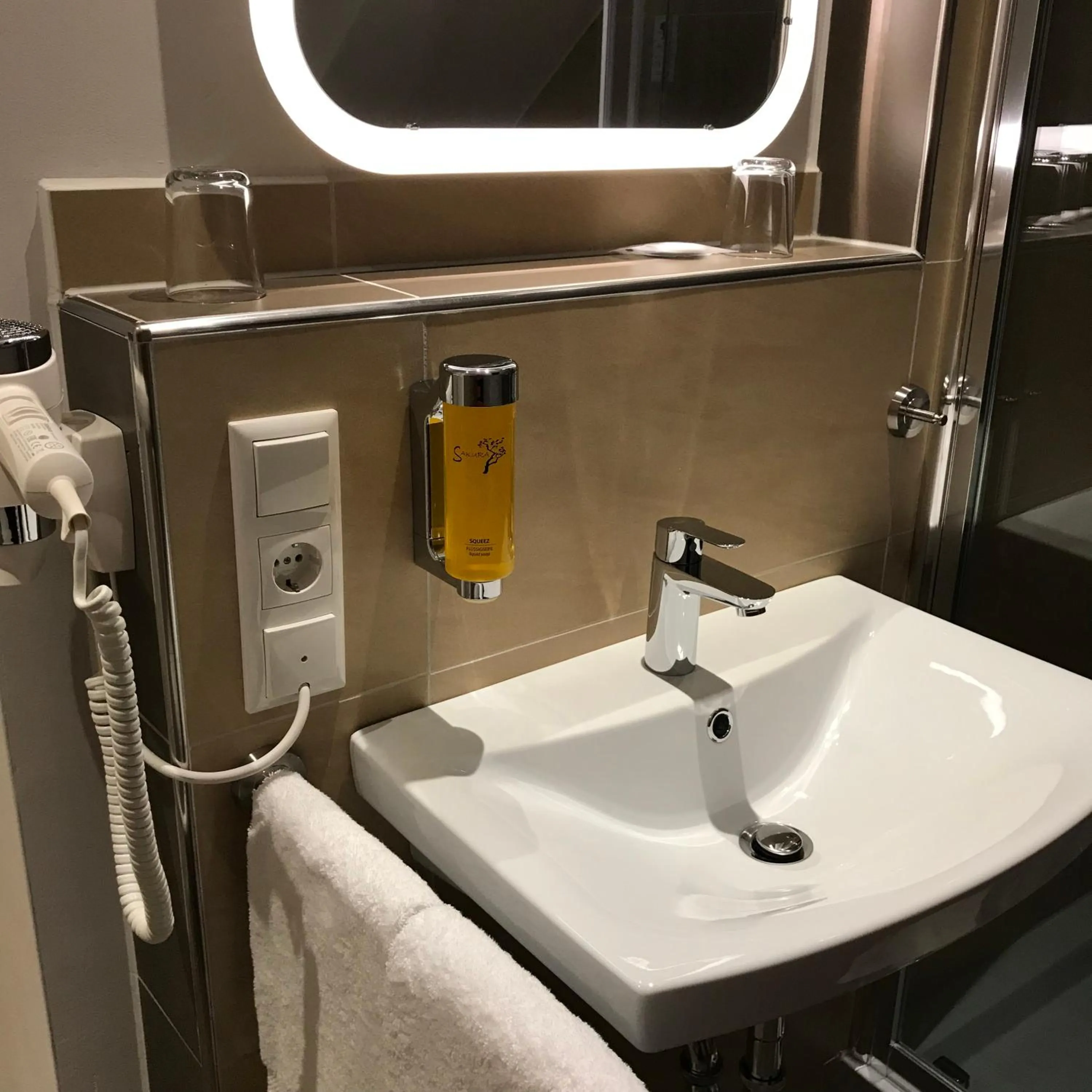 Other in Hotel Select Suites & Aparts