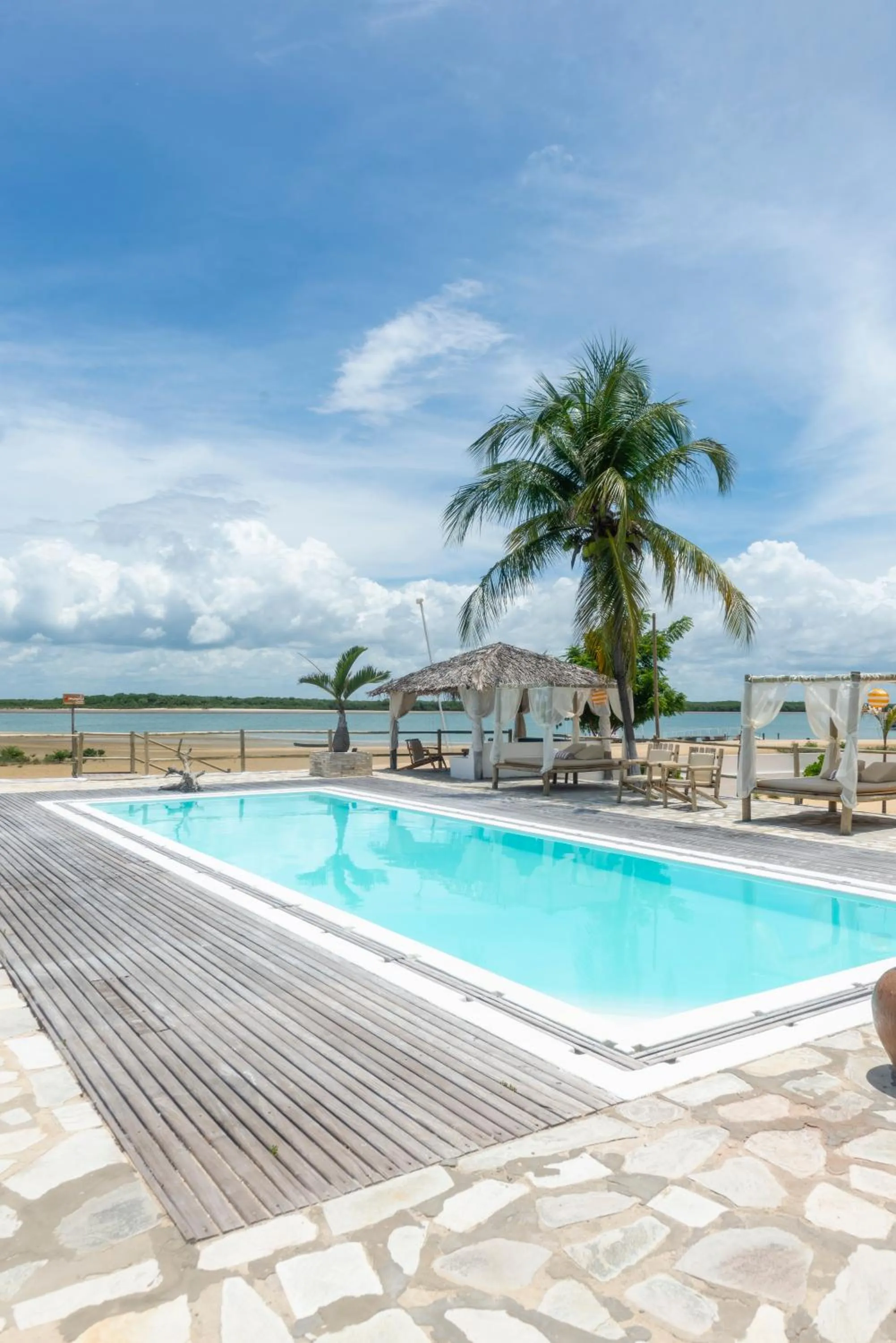 Swimming pool in Amagali Pousada