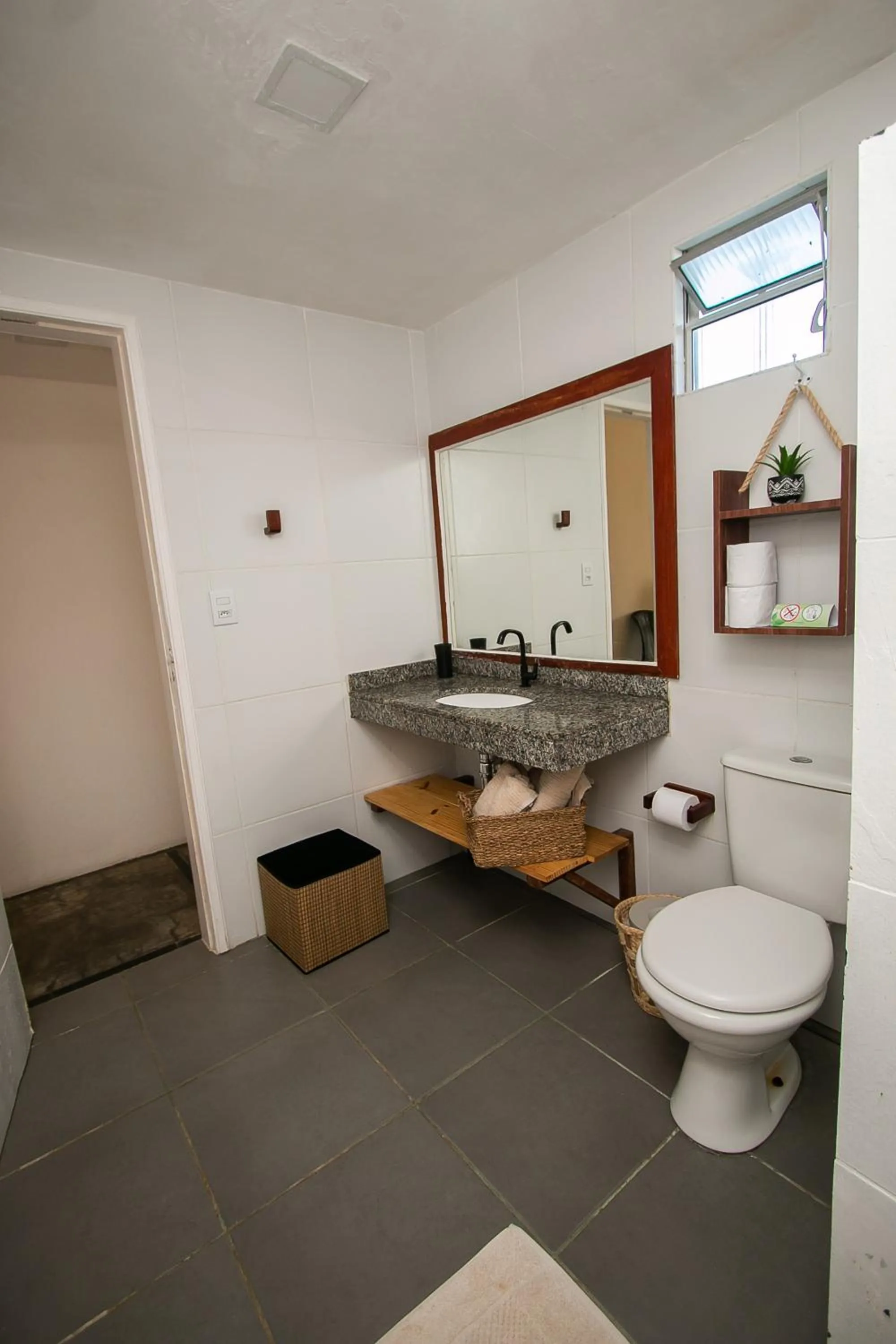 Toilet in Amagali Pousada