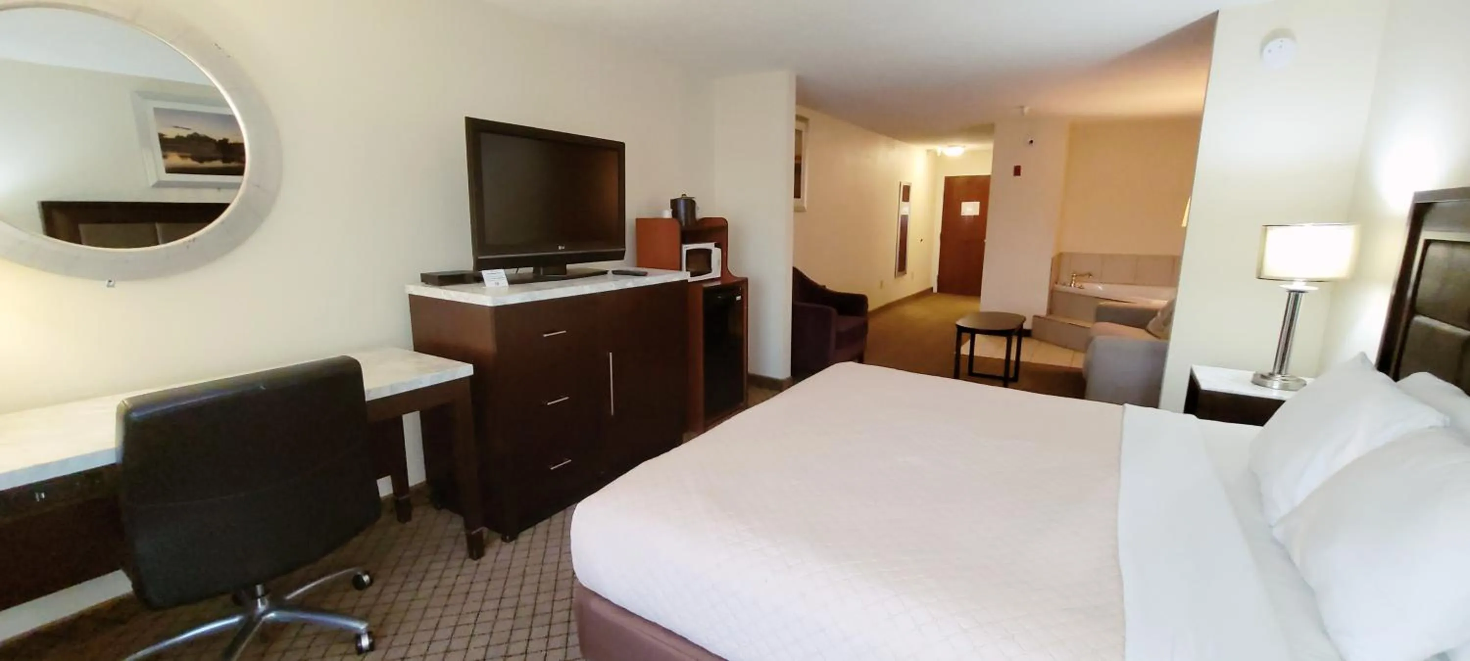 Bedroom, Bed in Home Inn & Suites