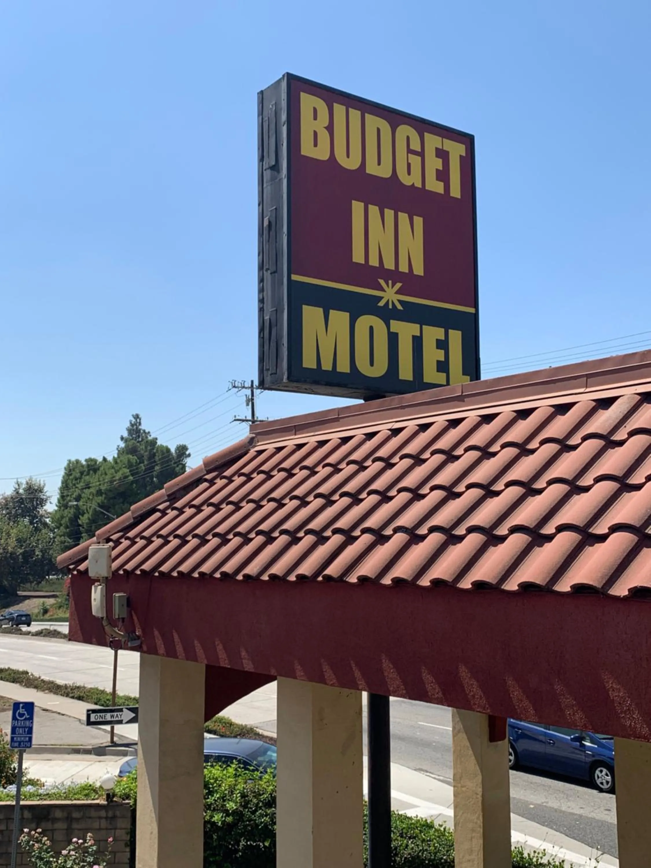 Property logo or sign in Budget Inn Motel