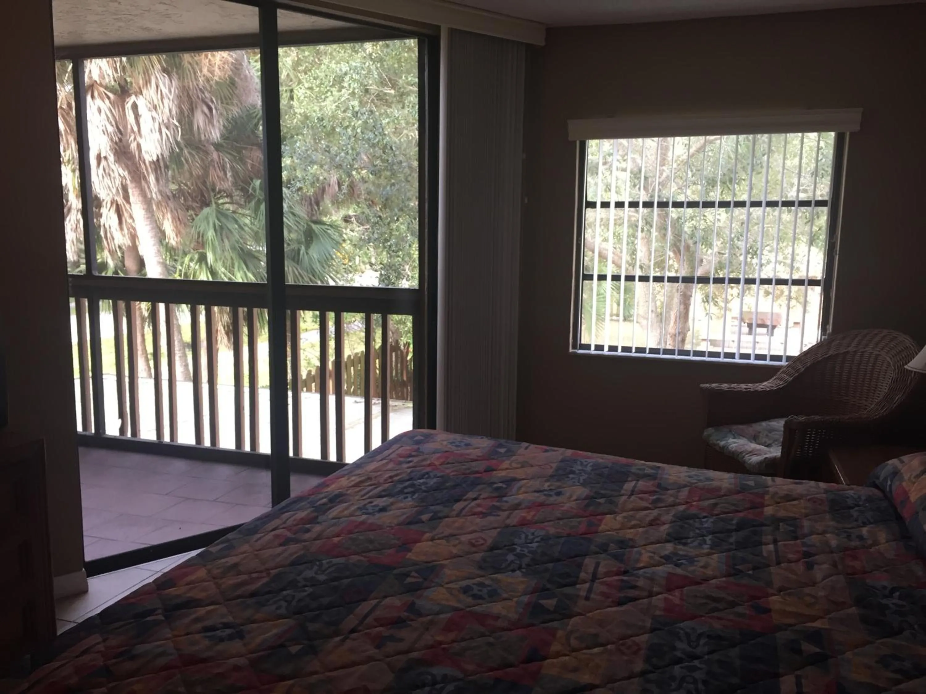 Bedroom, Bed in Charlotte Bay Resort
