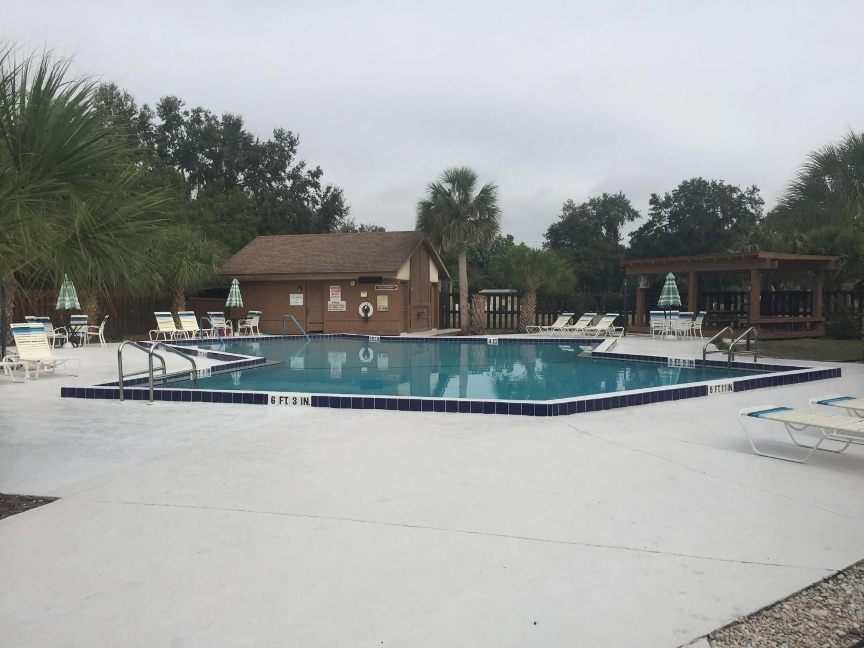 Swimming pool in Charlotte Bay Resort