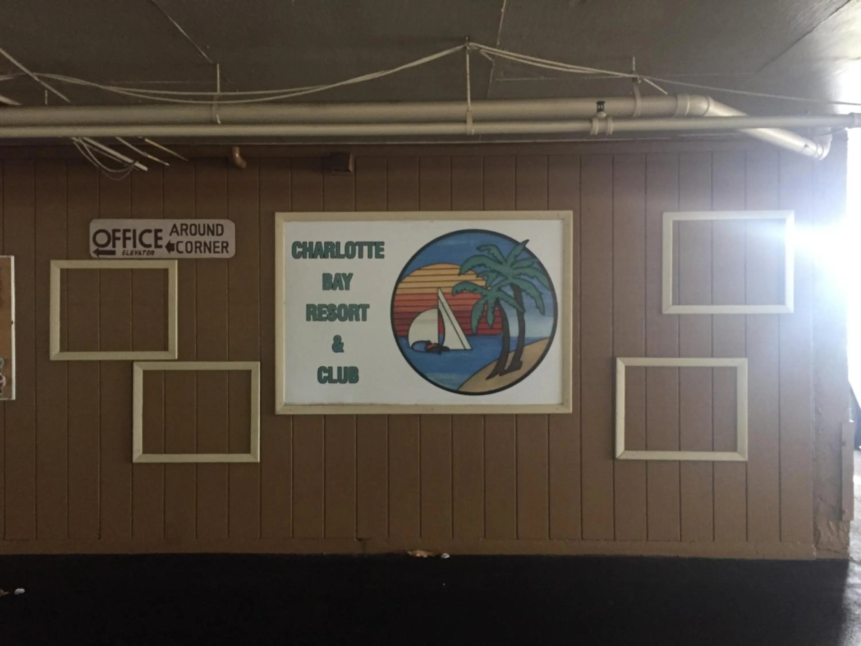 Lobby or reception in Charlotte Bay Resort