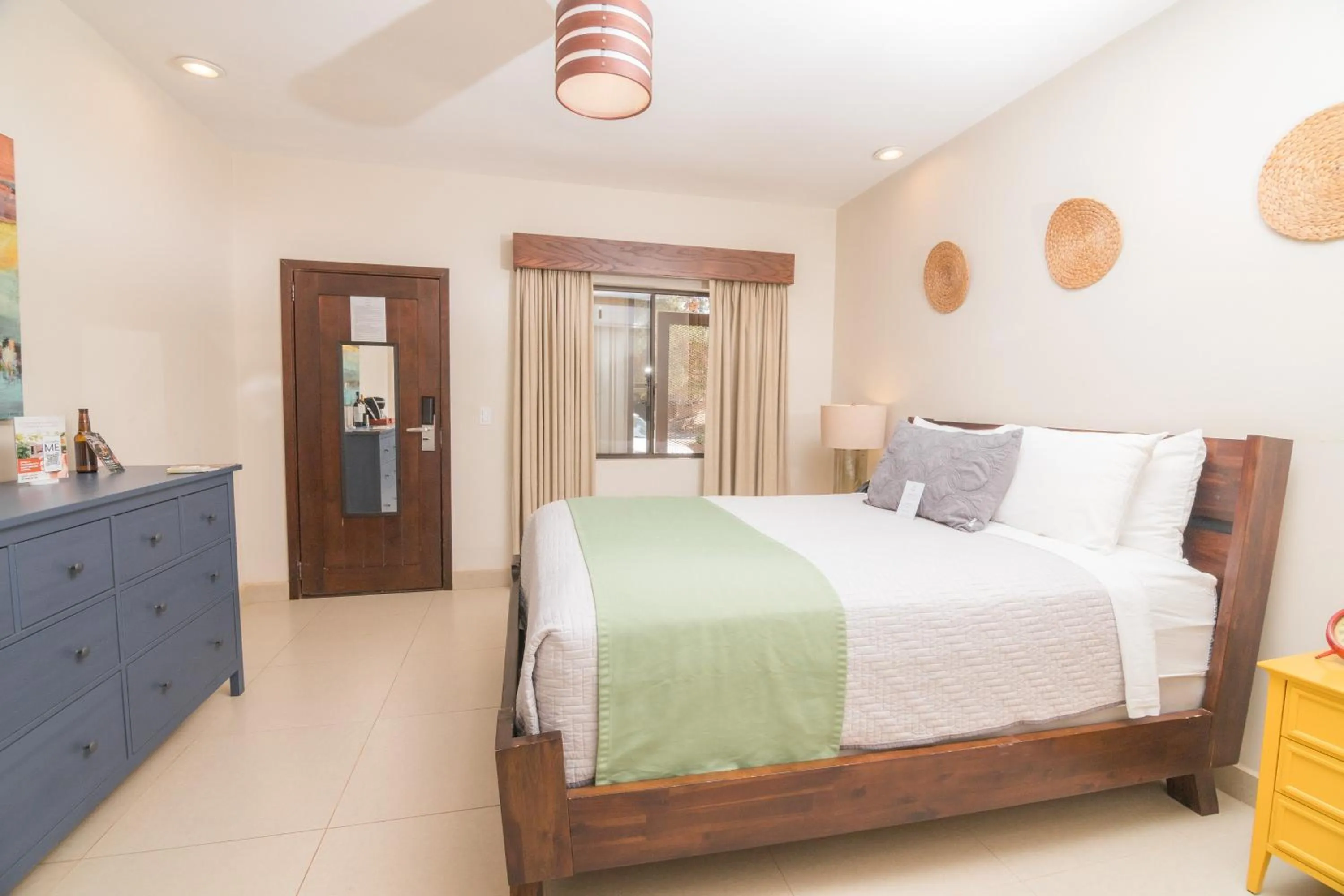 Photo of the whole room, Bed in Maglen Resort