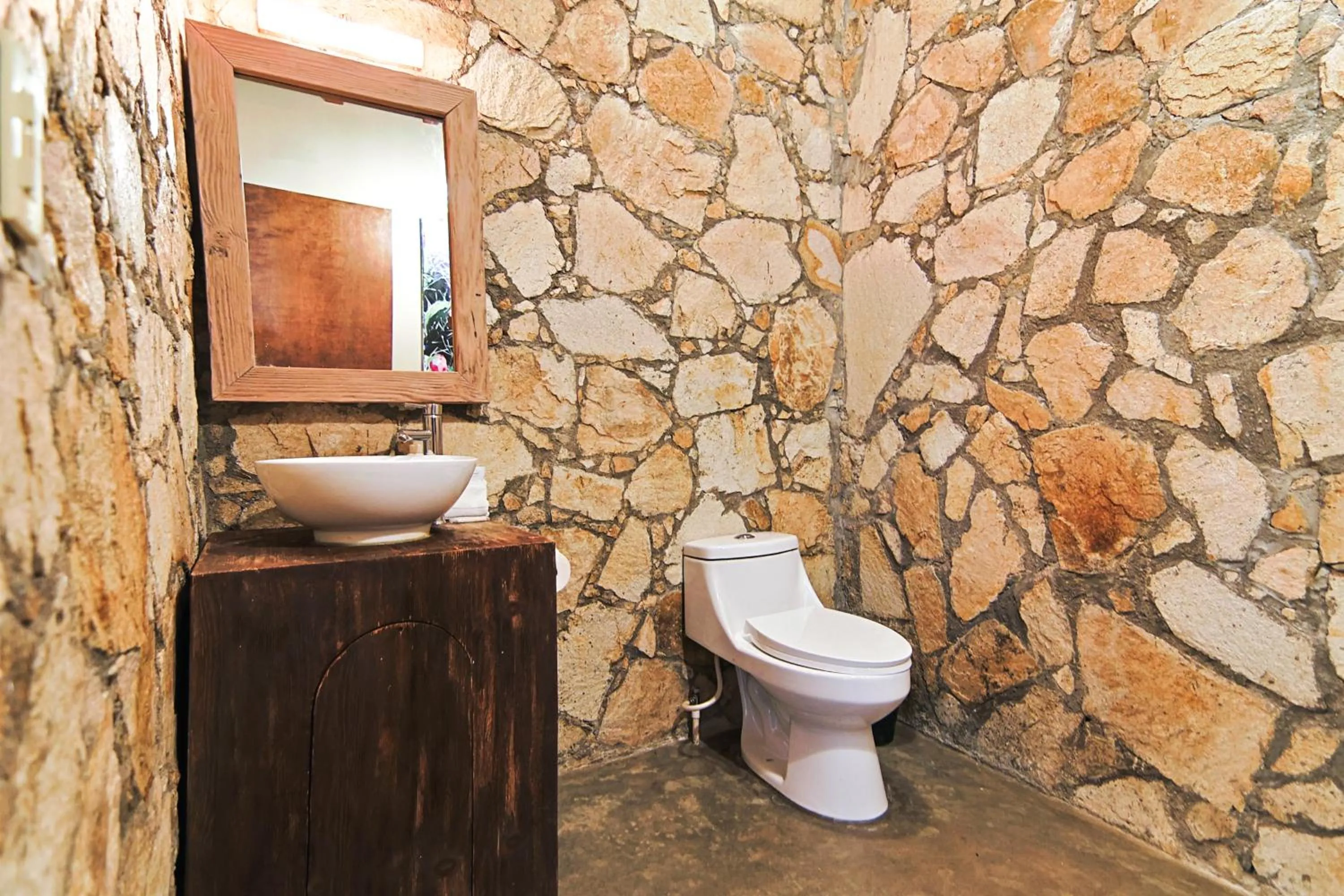 Bathroom in Maglen Resort