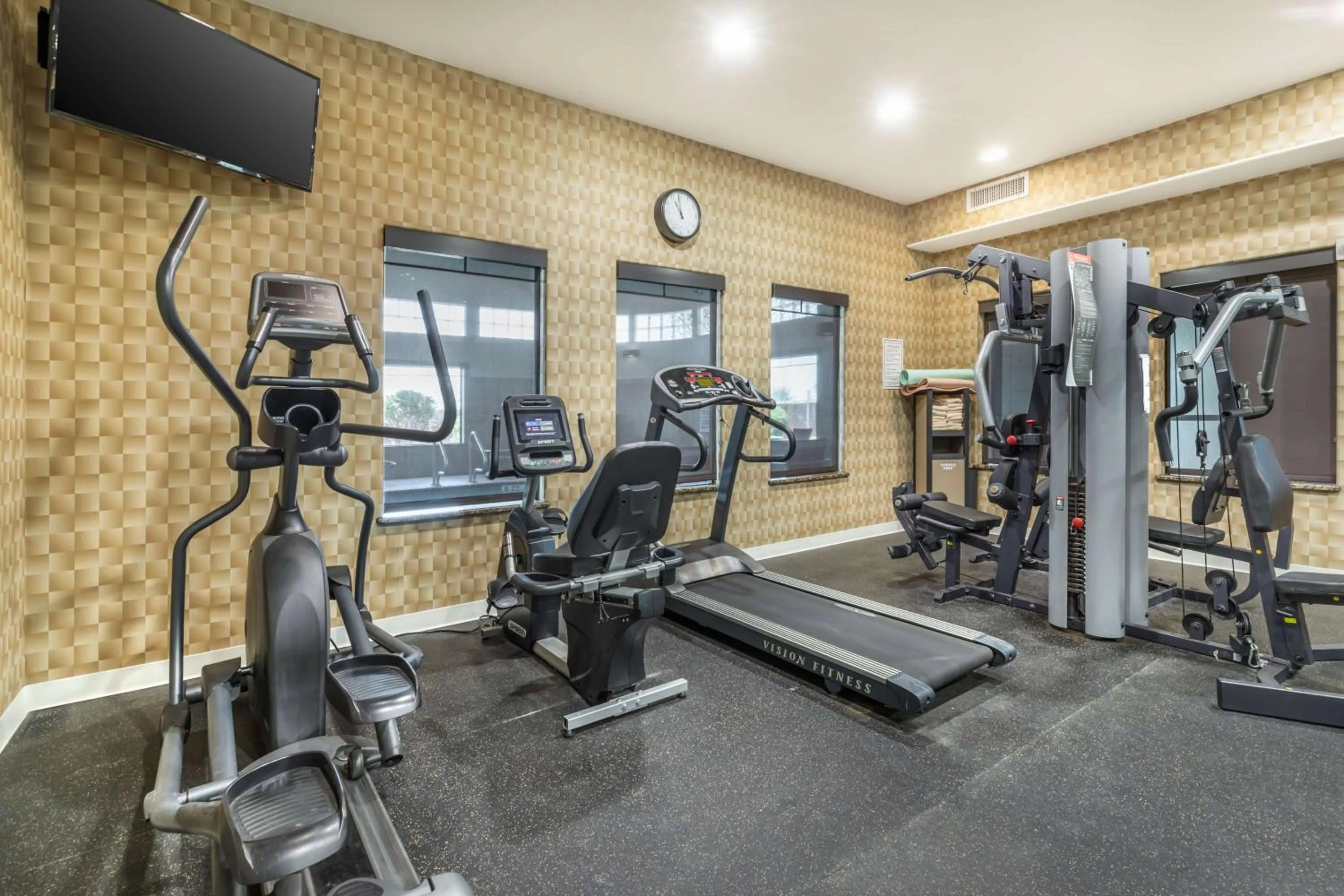 Fitness centre/facilities in Best Western Plus Lackland Hotel and Suites.