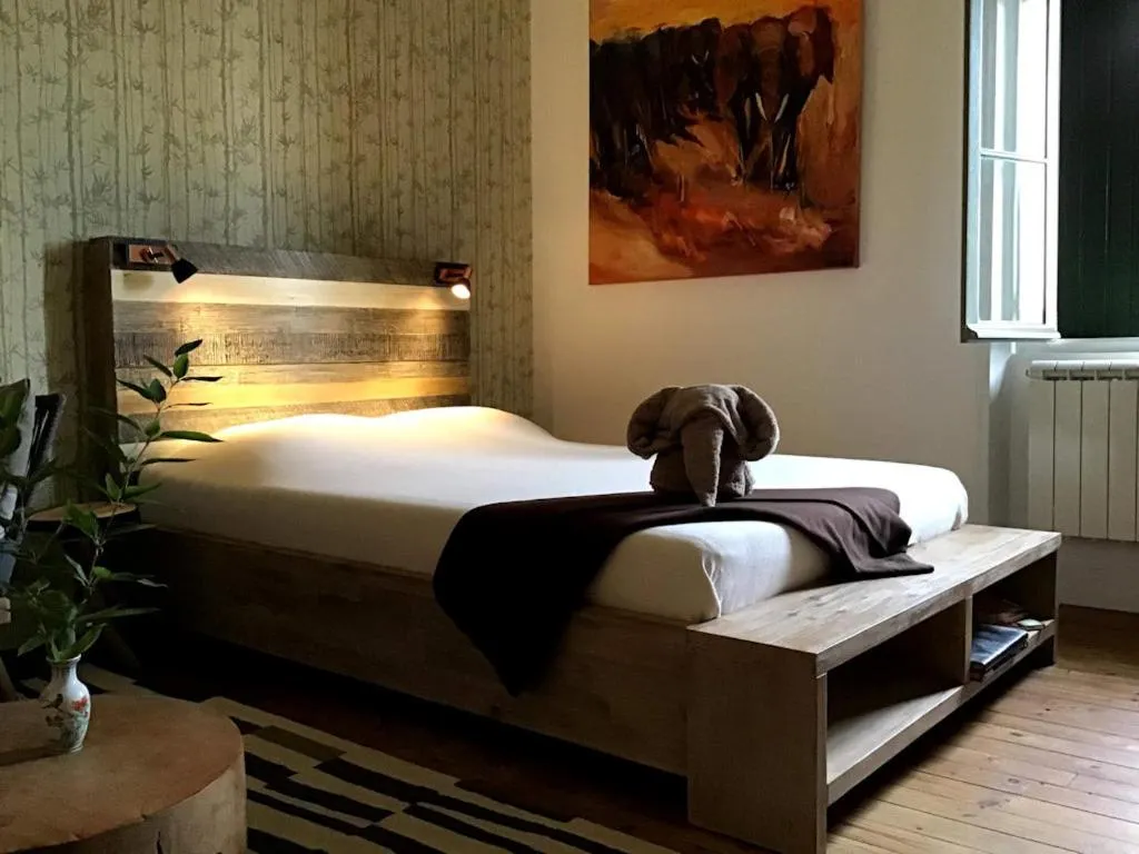 Bed in Villa Léovil