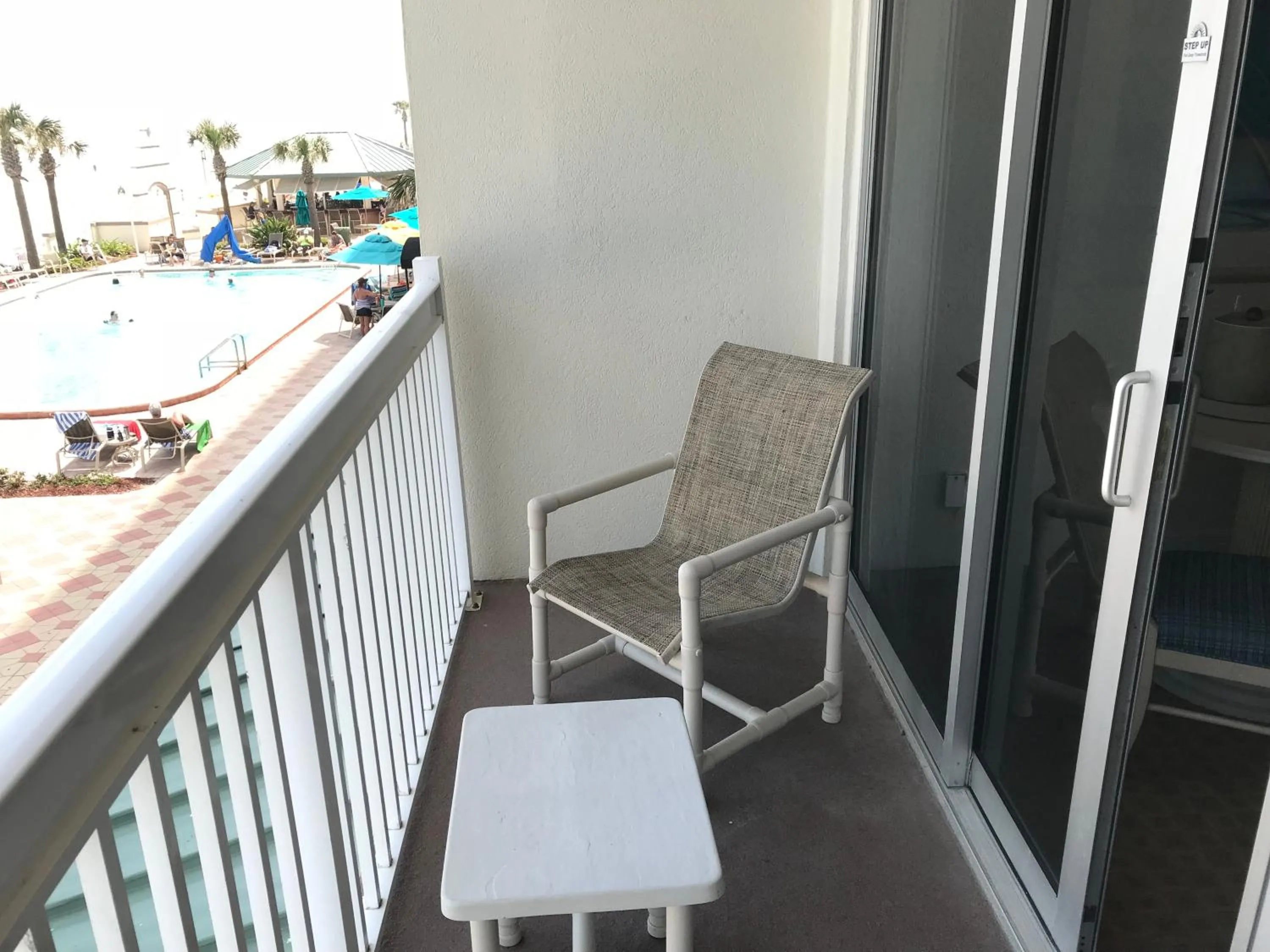 Patio in Direct oceanfront, fantastic ocean view, separate bedroom ! - Pools open !