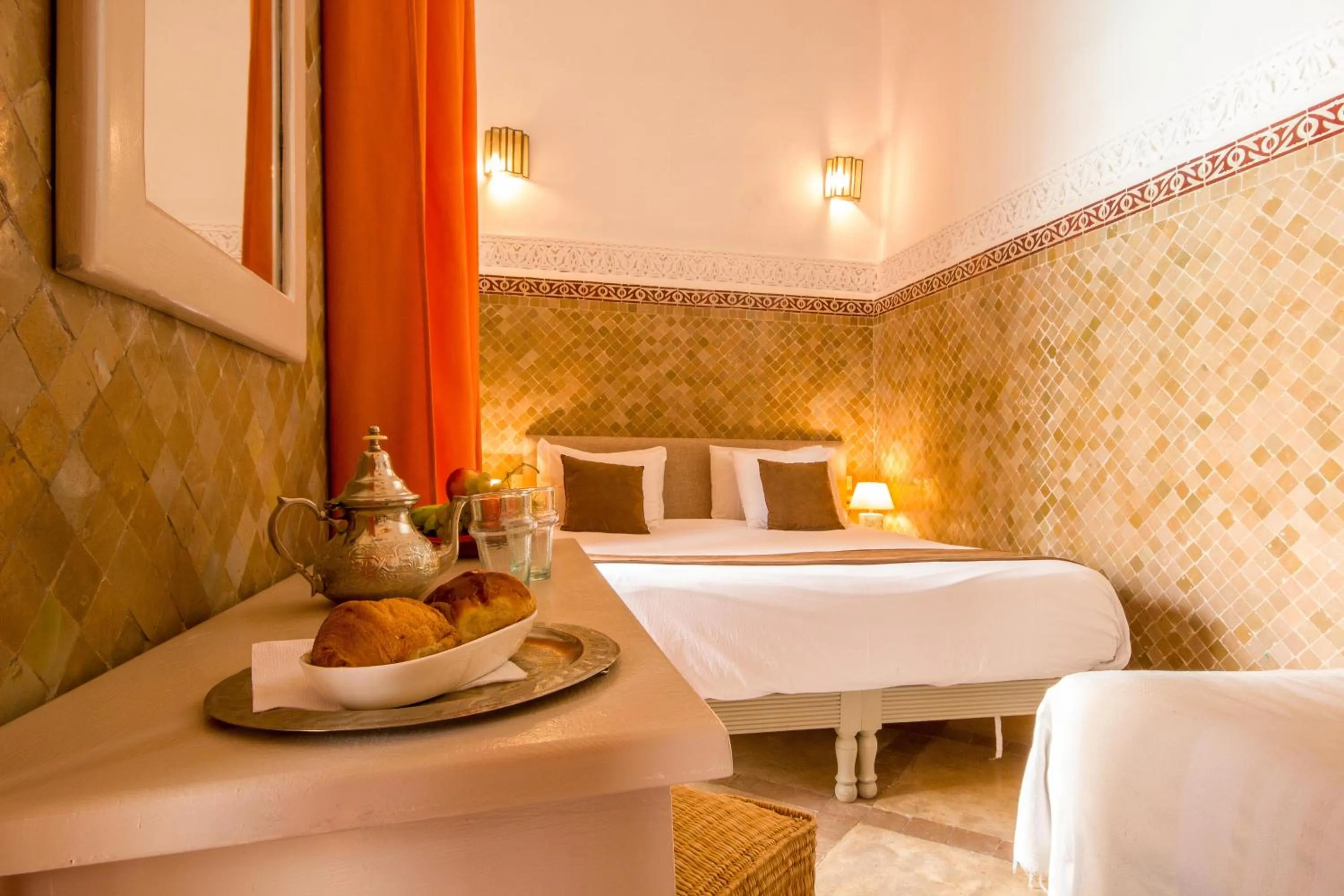 Decorative detail, Bed in Riad Amira