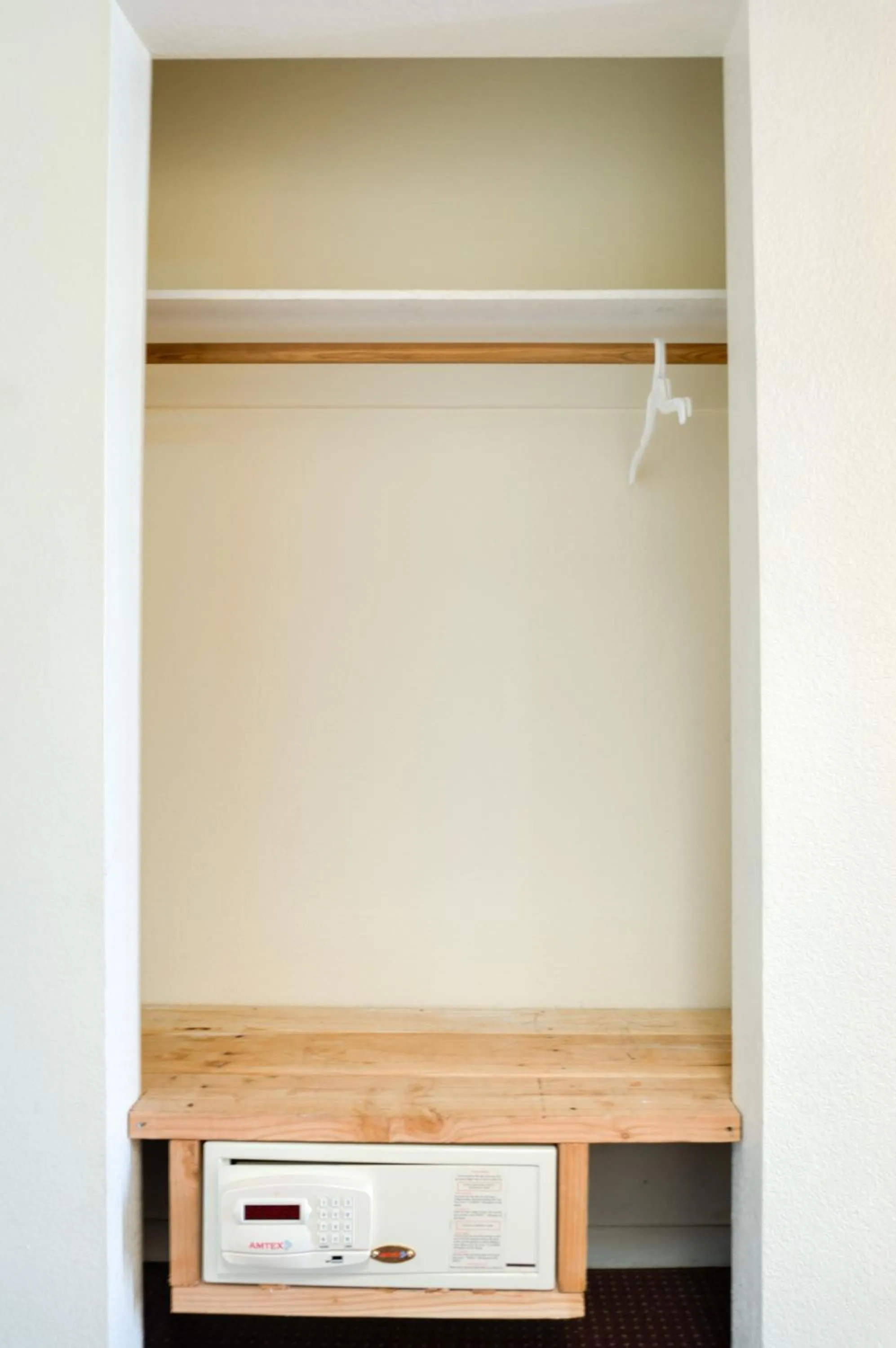 Decorative detail in Mission Motel