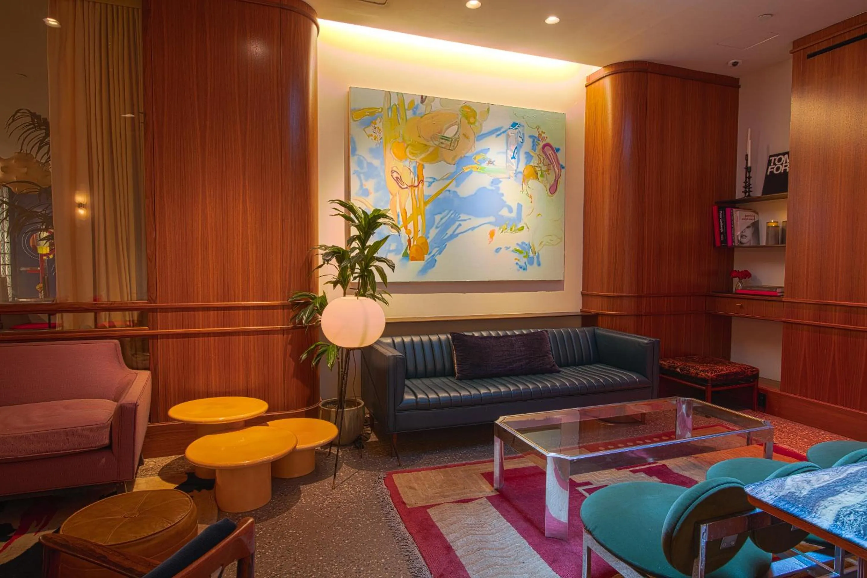 Lounge or bar in The Frederick Hotel Tribeca