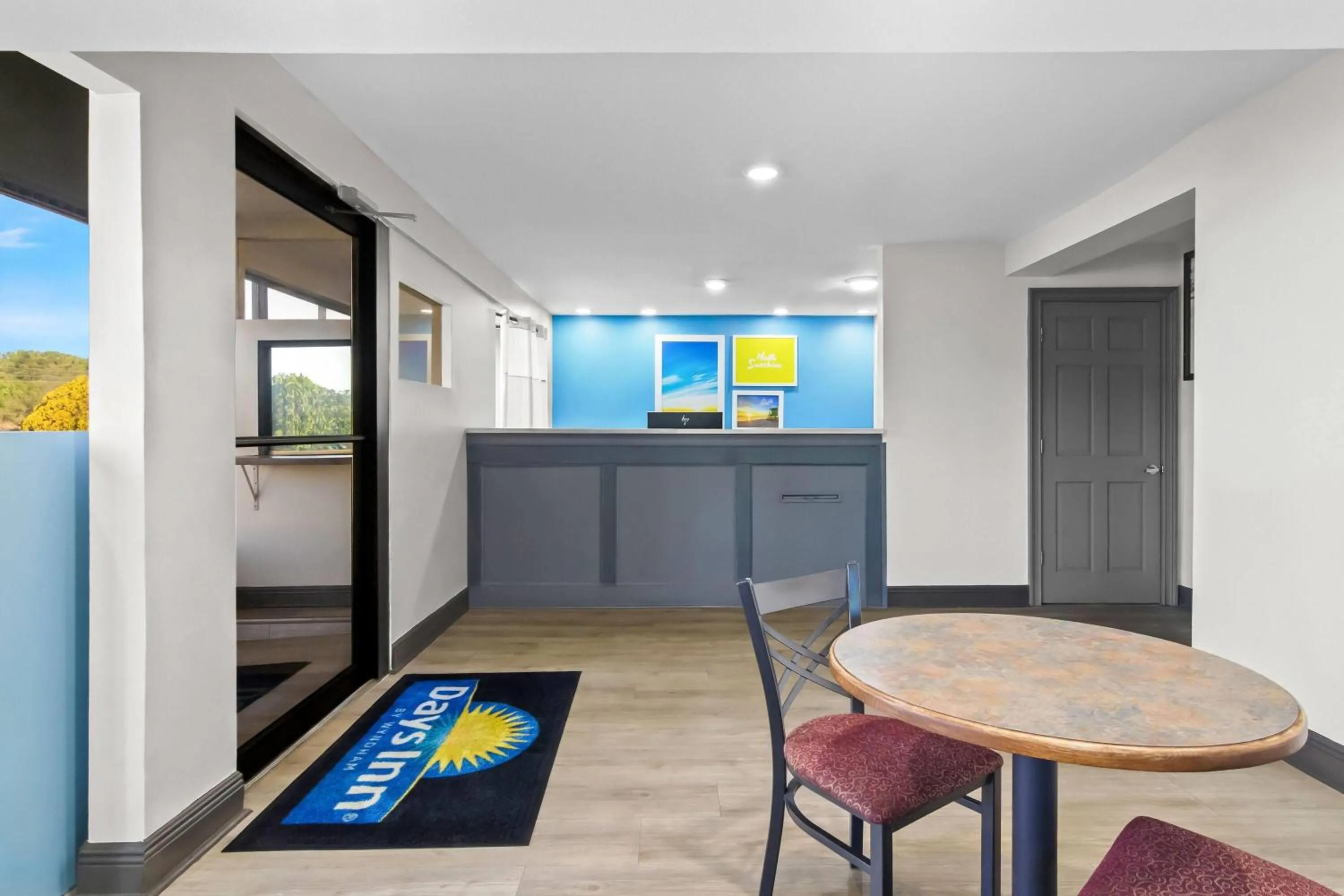 Lobby or reception in Days Inn by Wyndham Ocean Springs