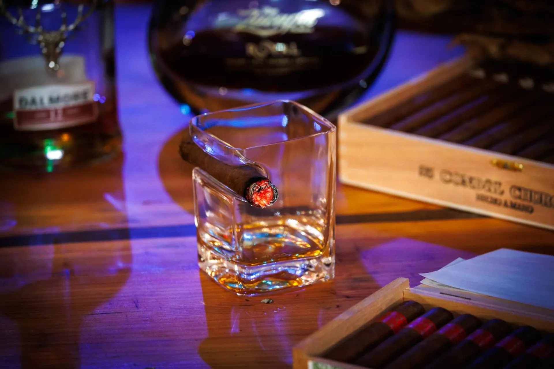 Communal lounge/ TV room in Hotel Puntagrande