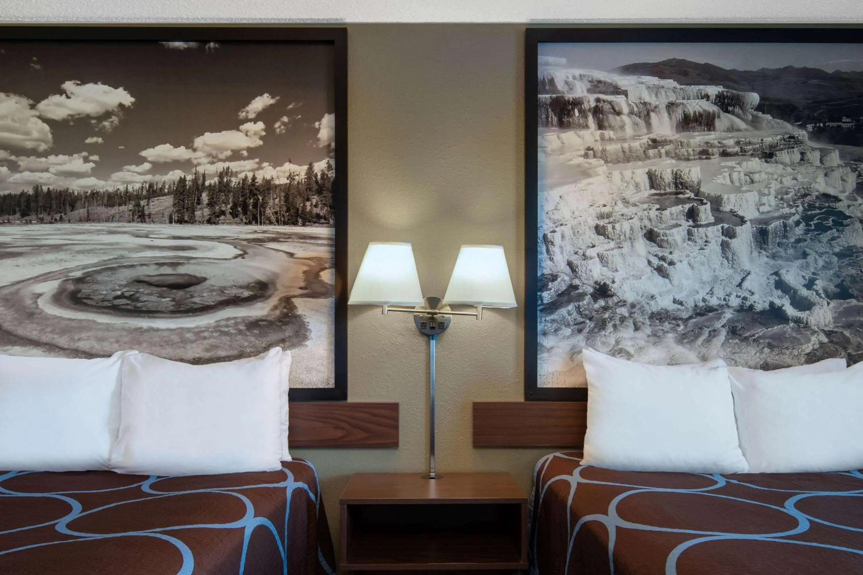 Photo of the whole room, Bed in Super 8 by Wyndham Livingston Yellowstone