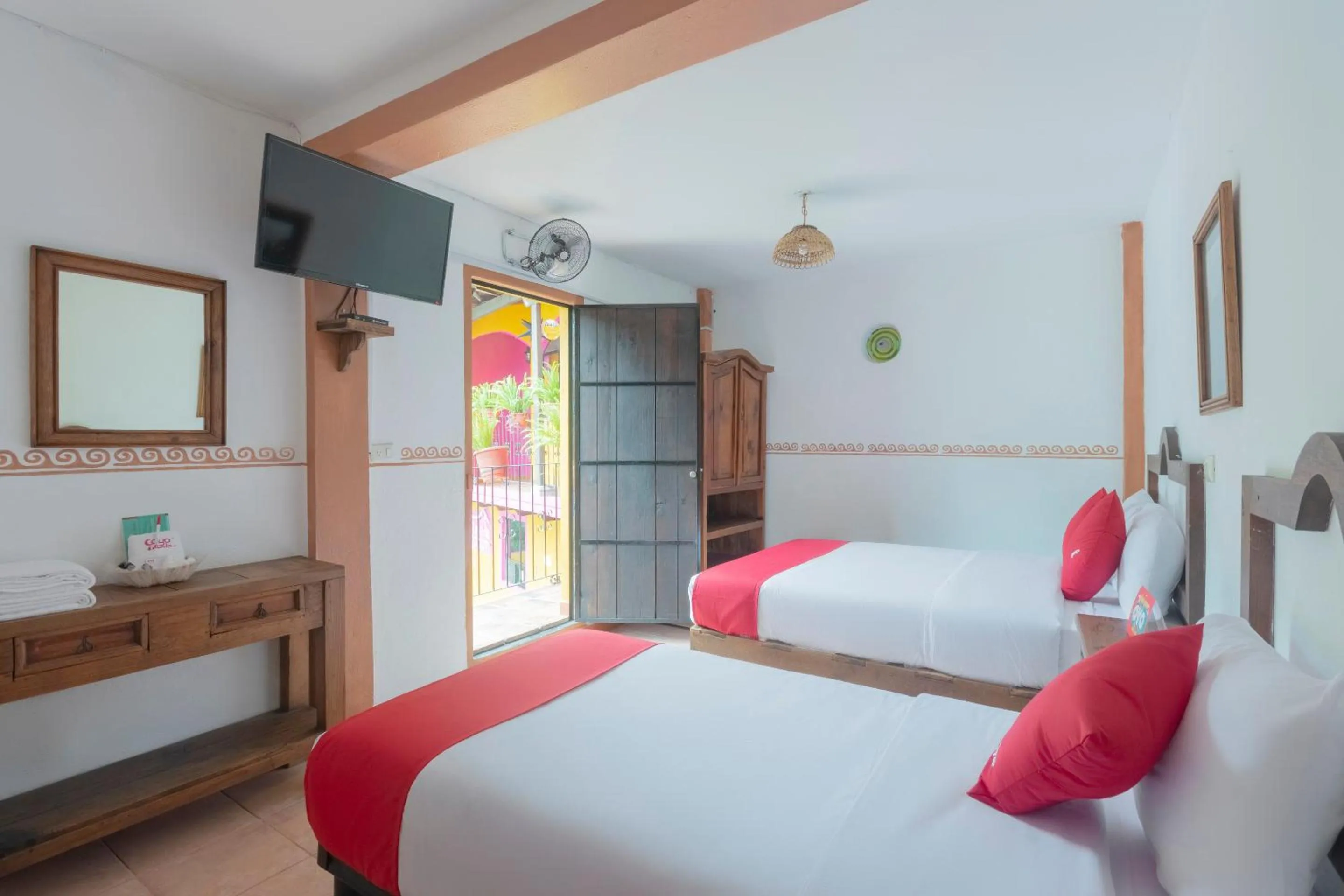 Bedroom, Bed in Hotel Coyopolan