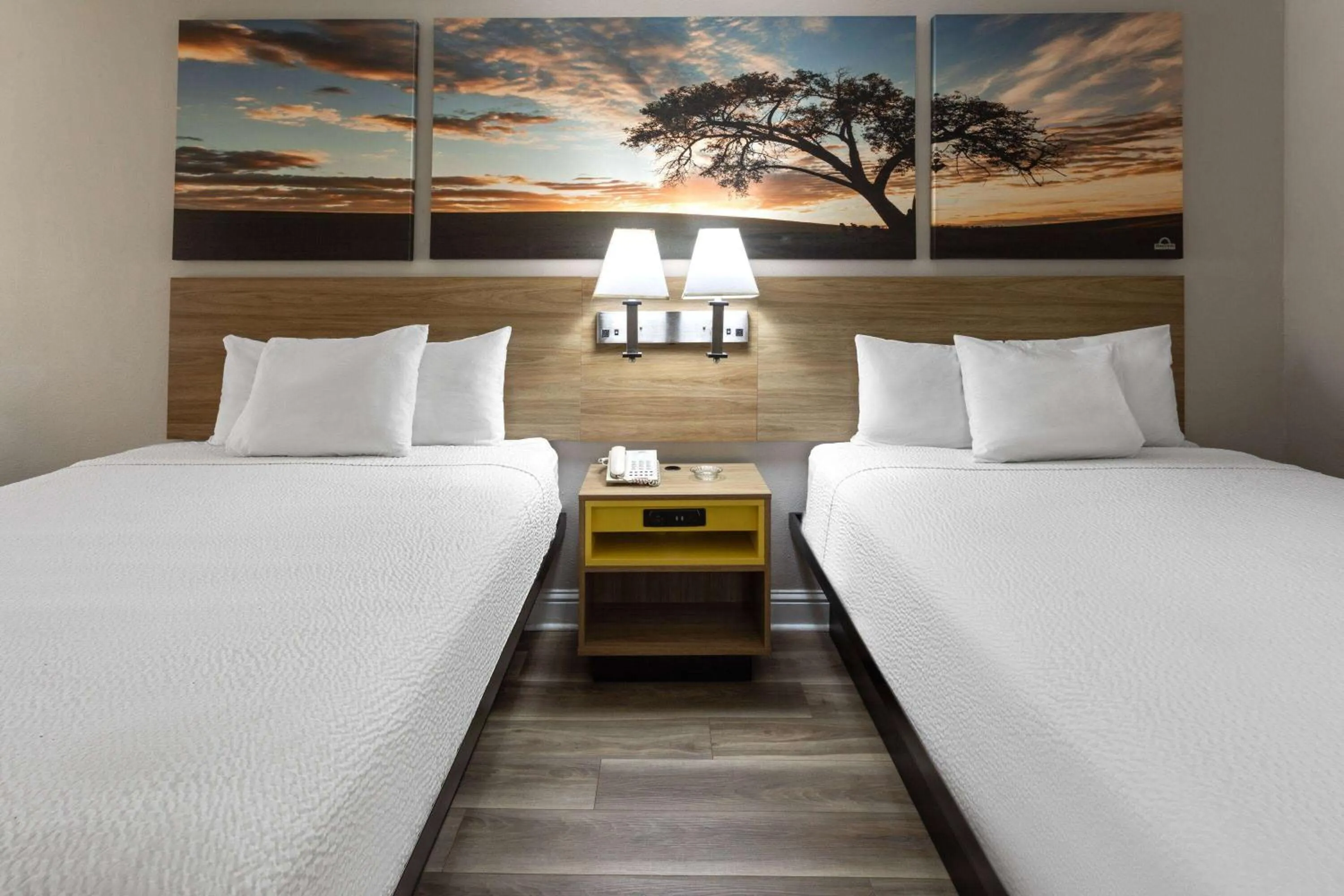 Photo of the whole room, Bed in Days Inn by Wyndham Douglasville-Atlanta-Fairburn Road