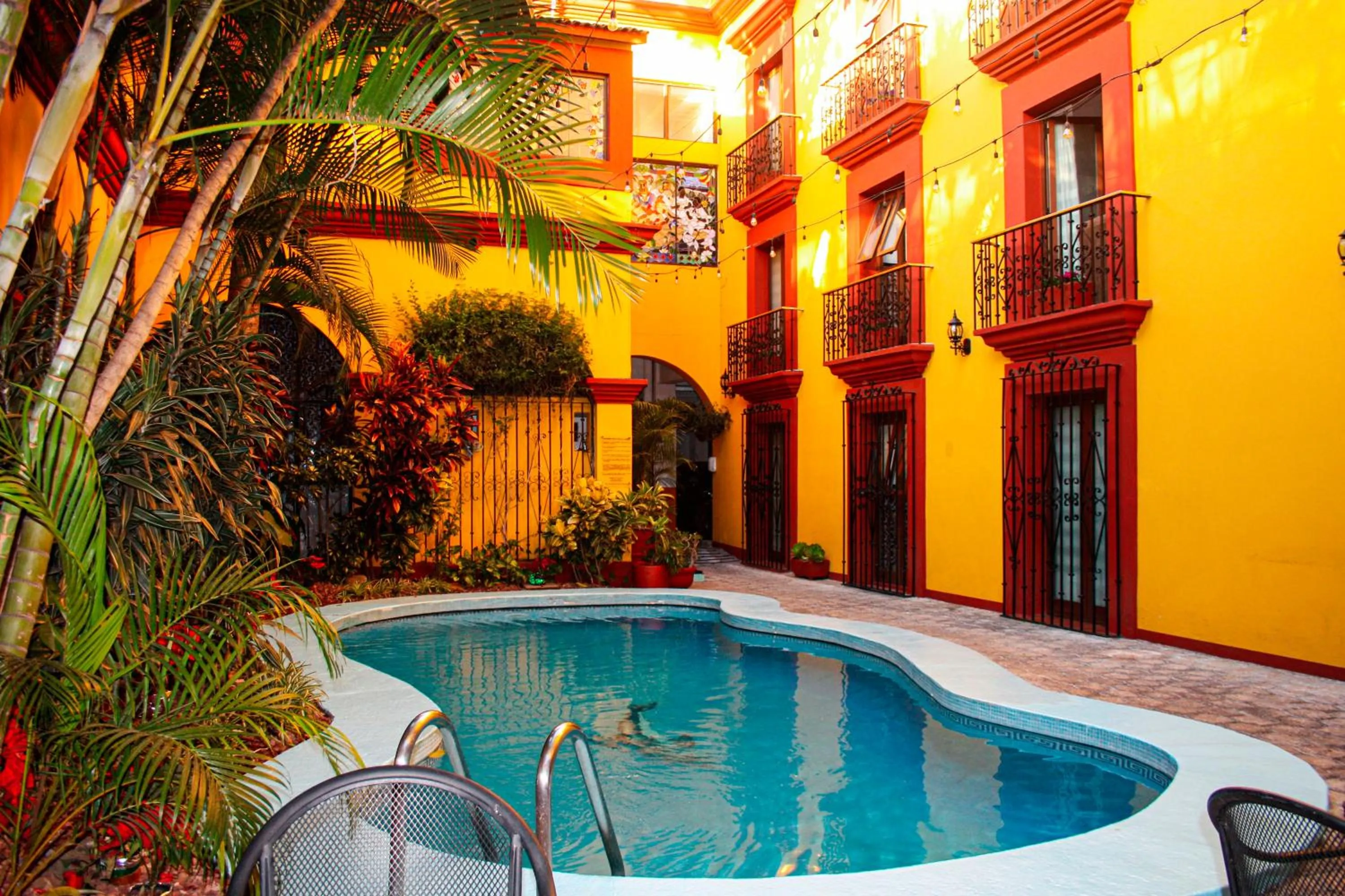 Swimming pool in Hotel Oaxaca Real