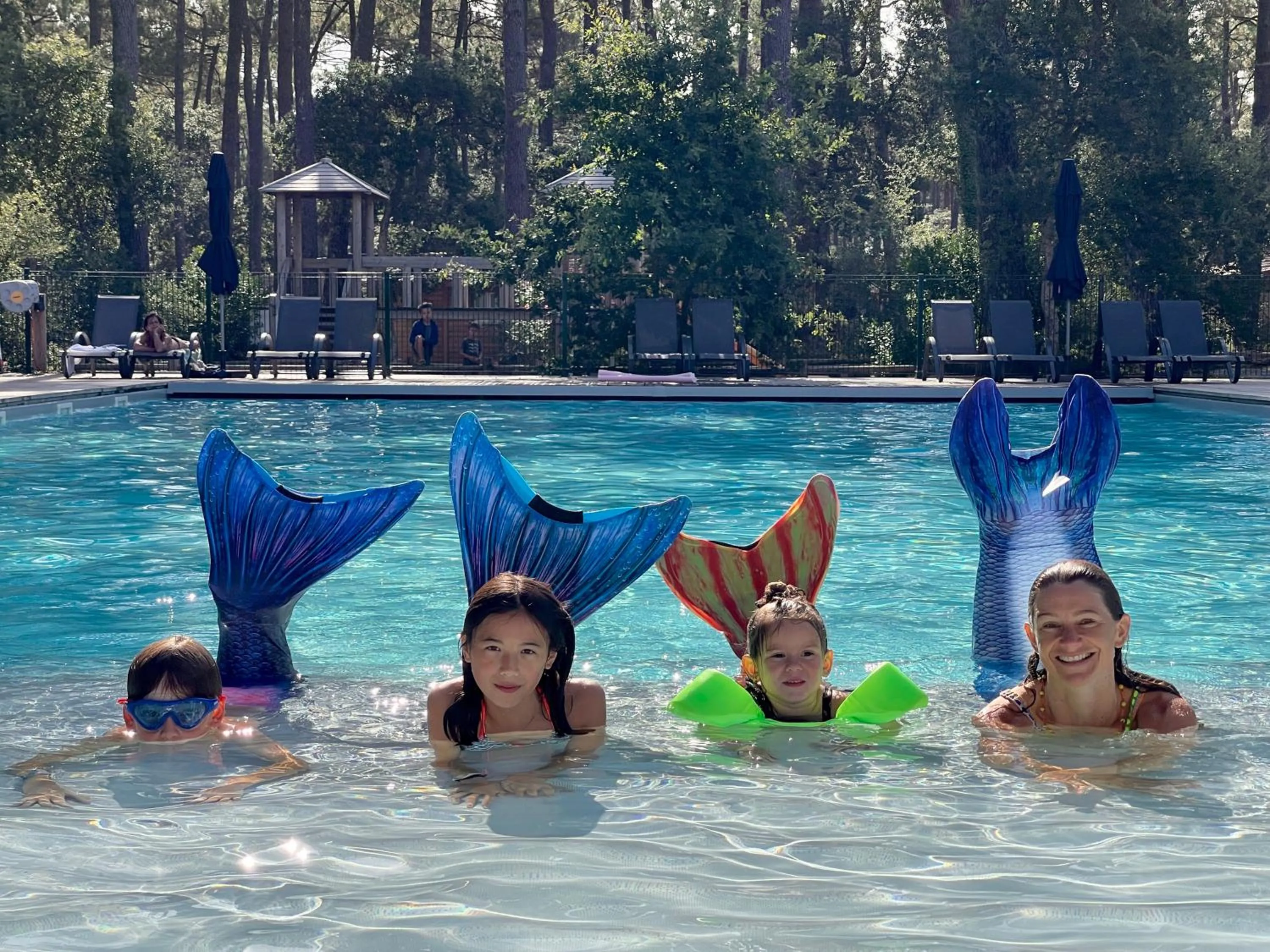 People in Espace Blue Océan