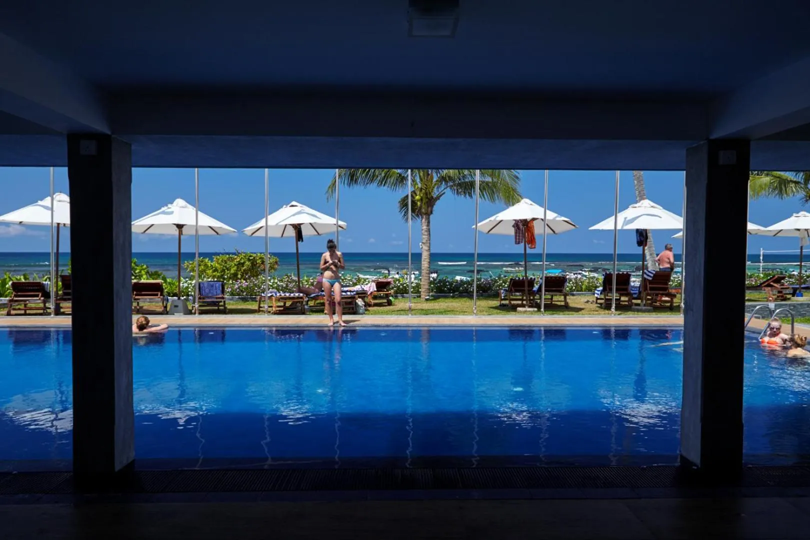 Swimming pool in Coral Sands Hotel