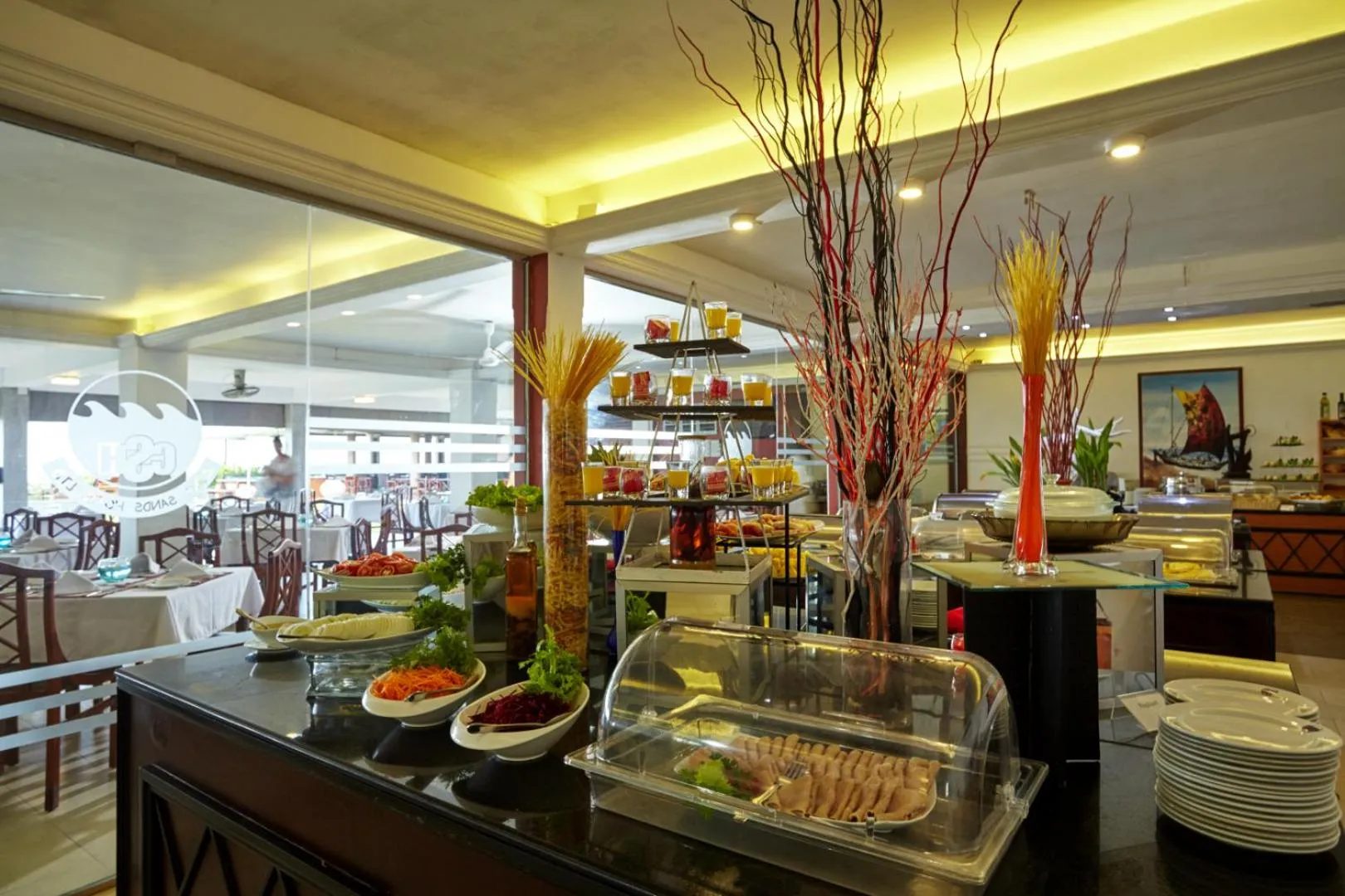 Restaurant/places to eat in Coral Sands Hotel