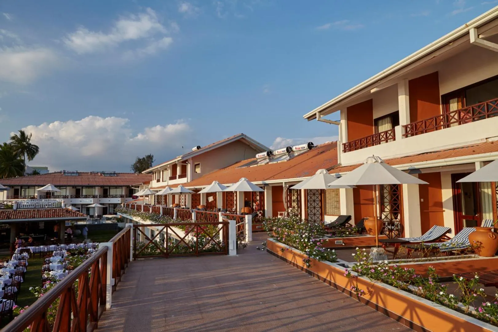 Facade/entrance in Coral Sands Hotel