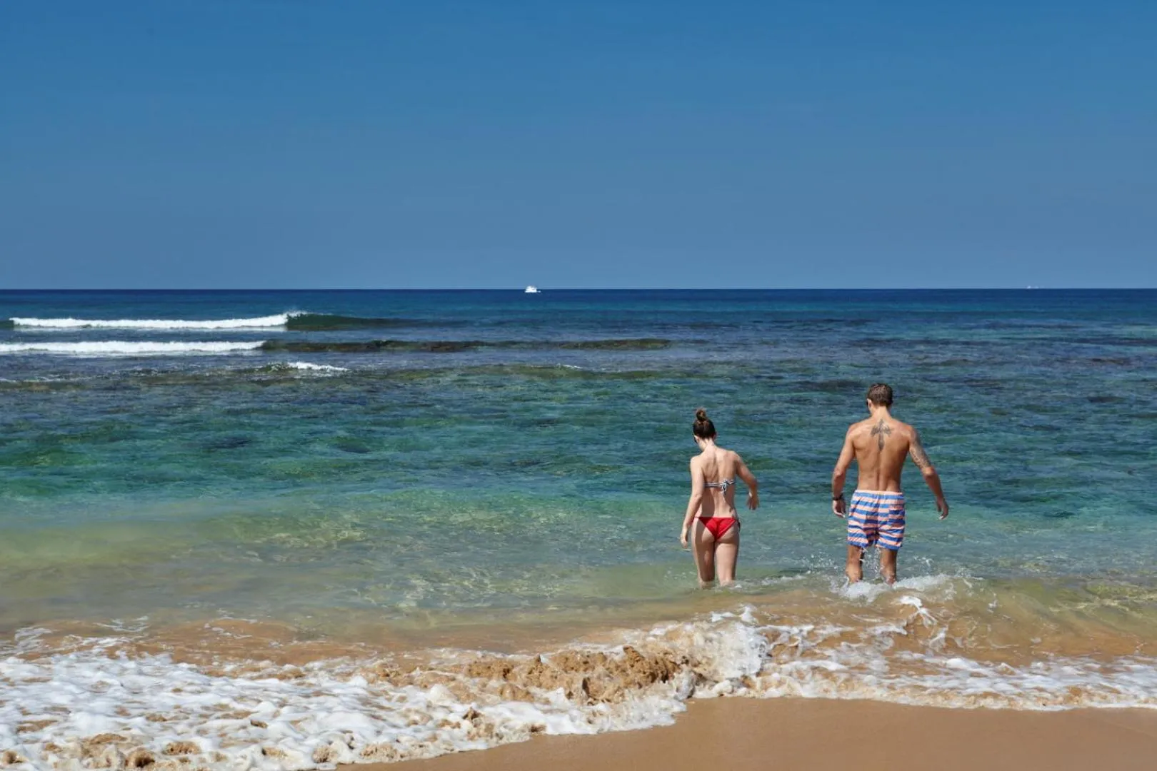 Beach in Coral Sands Hotel