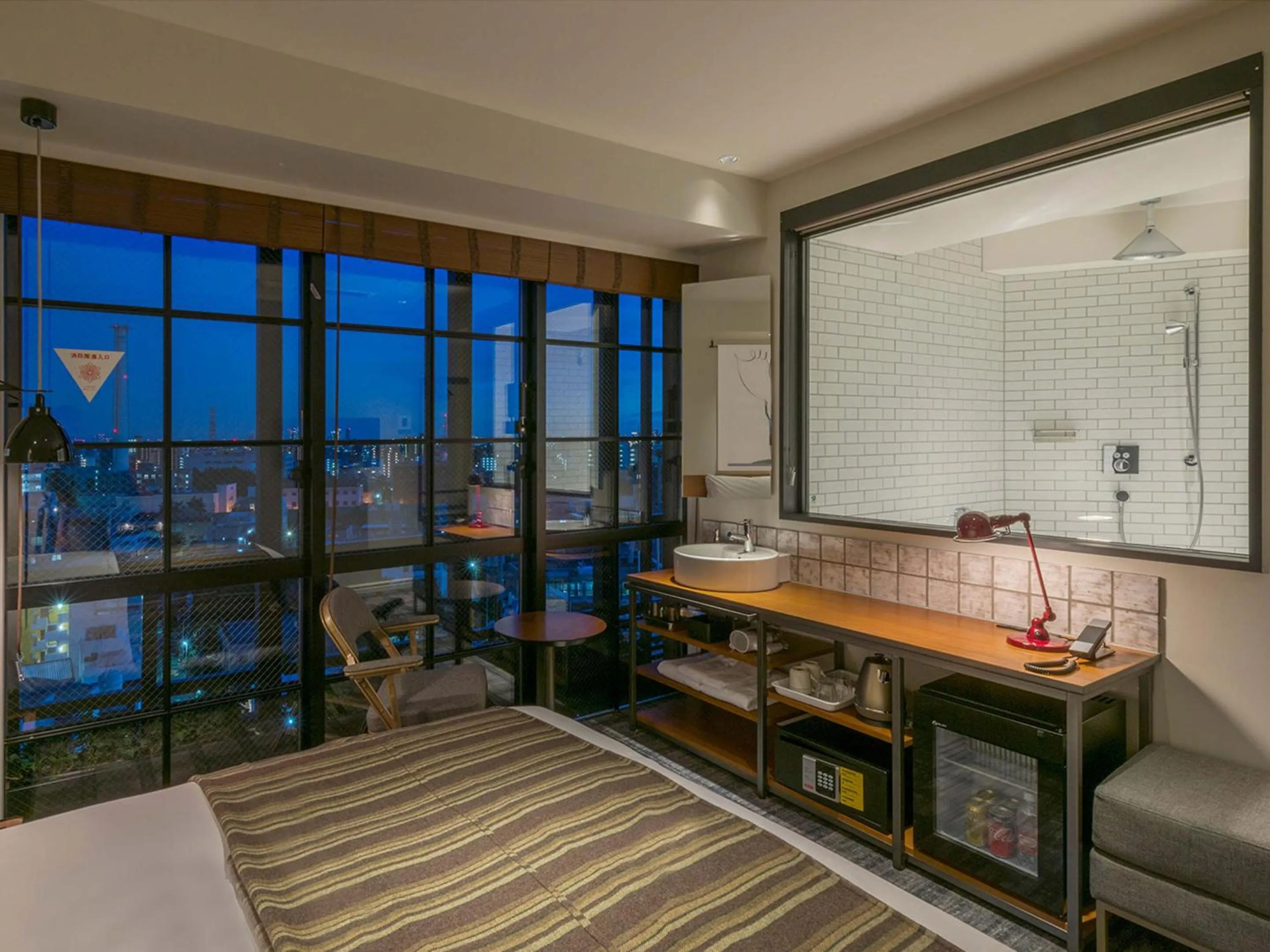 Bathroom, Bed in Ebisuholic Hotel