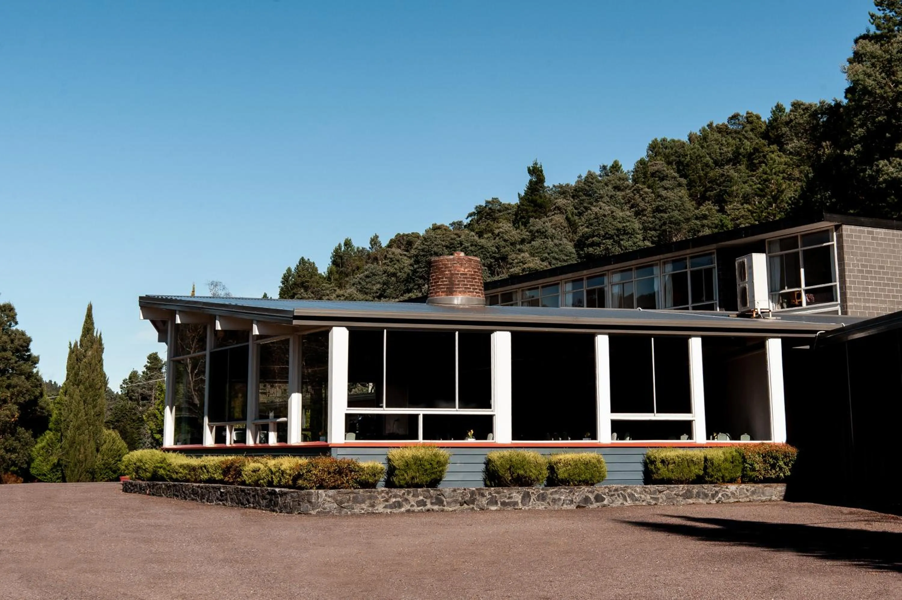 Property building in Silver Hills Motel