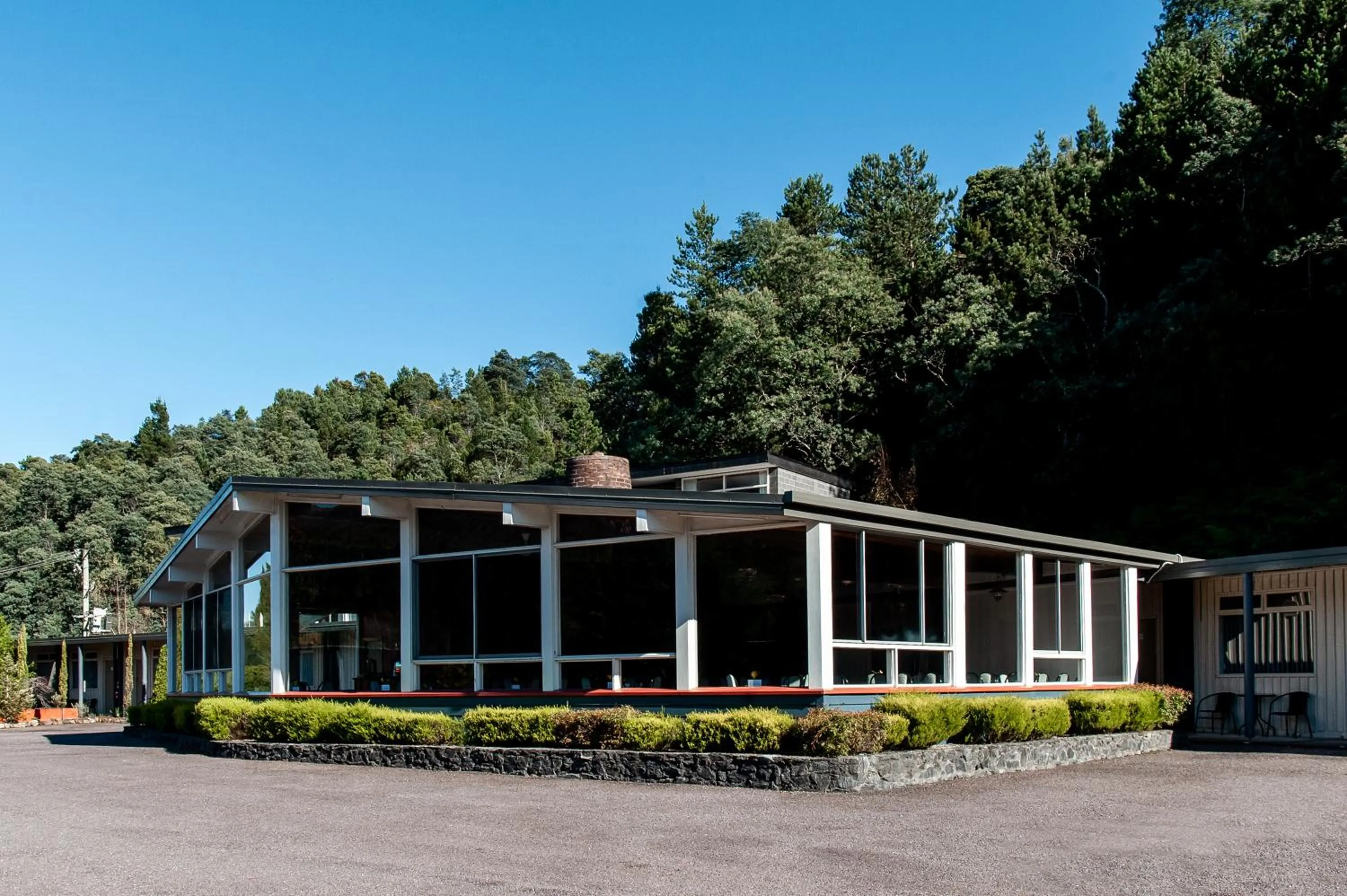 Property building in Silver Hills Motel