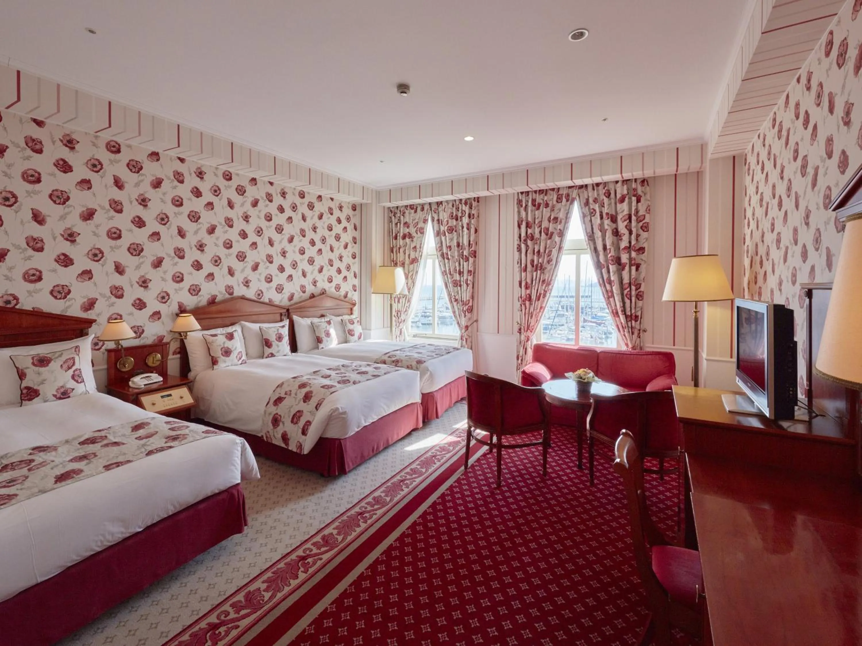 Photo of the whole room, Bed in Hotel Amsterdam Huis Ten Bosch