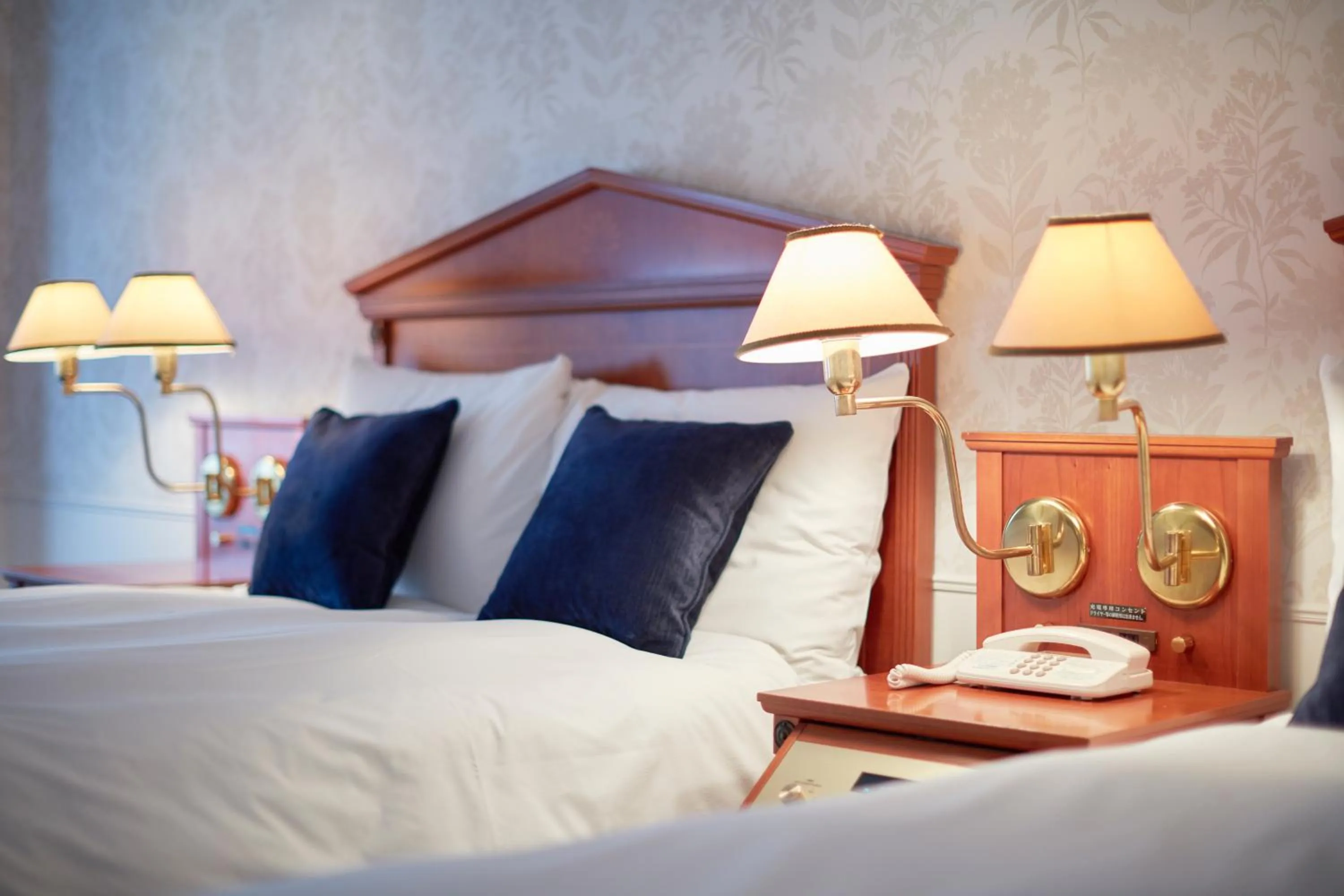 Photo of the whole room, Bed in Hotel Amsterdam Huis Ten Bosch