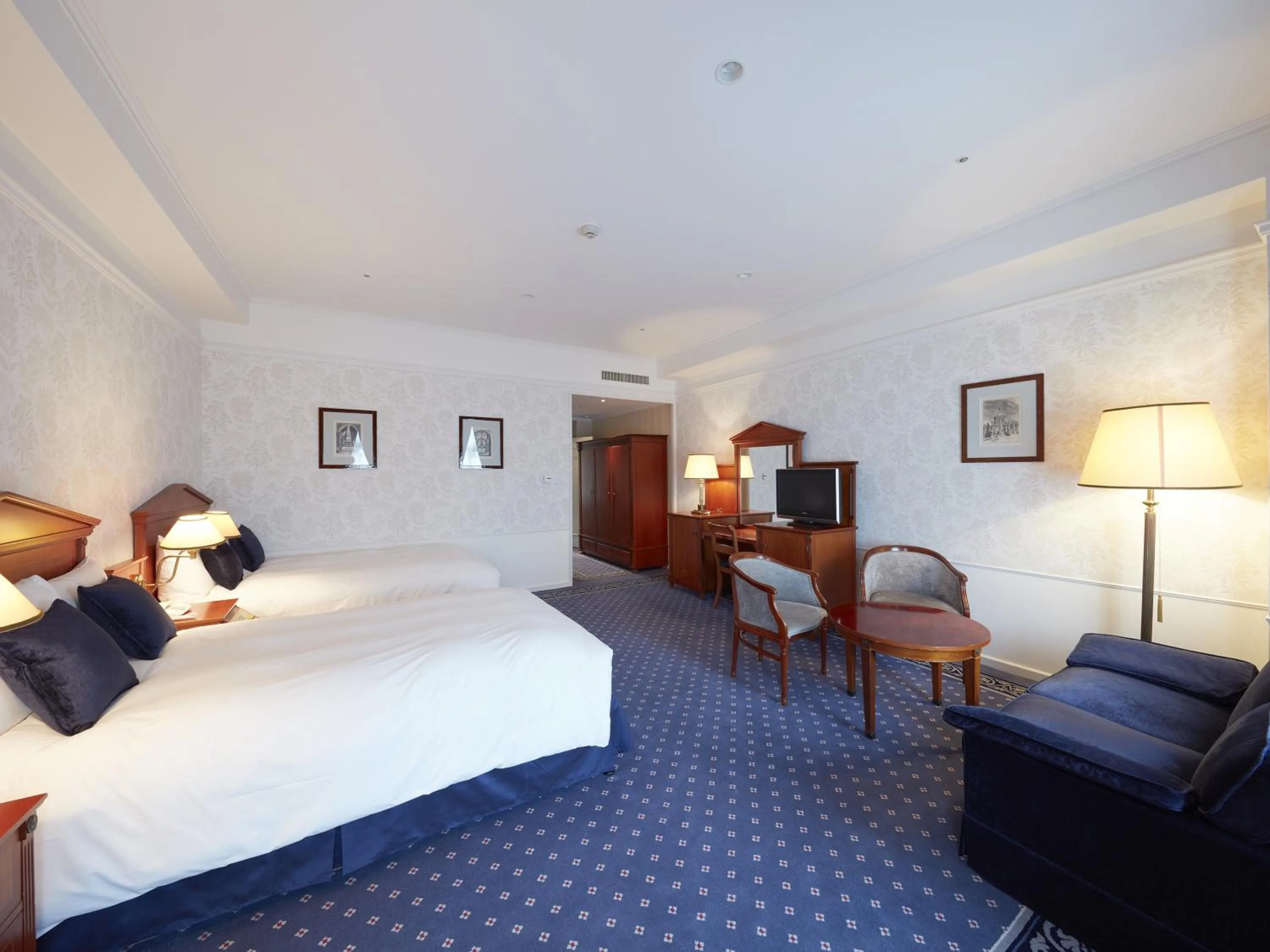 Photo of the whole room, Bed in Hotel Amsterdam Huis Ten Bosch