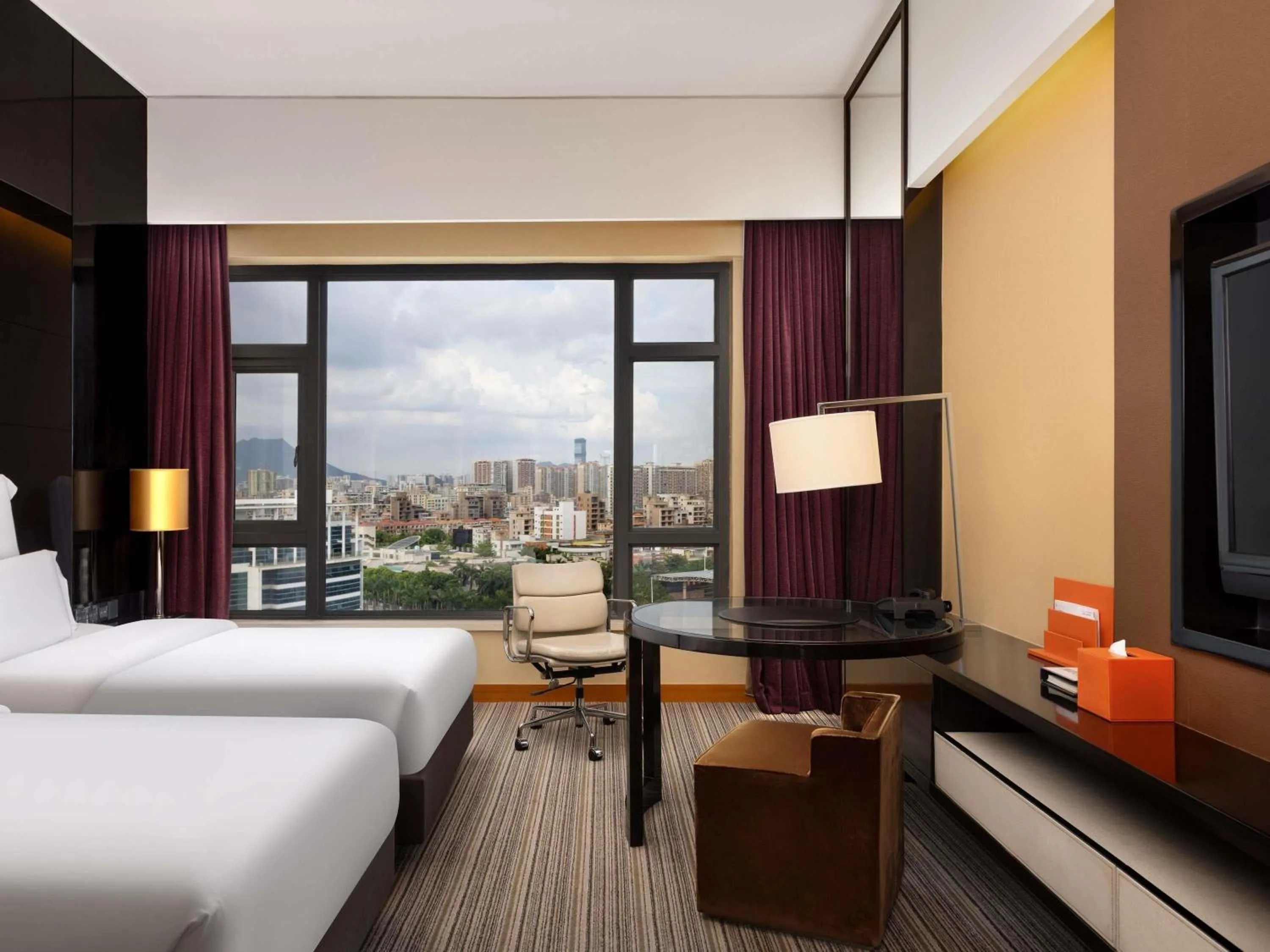 Bedroom, Bed in Pullman Dongguan Changan