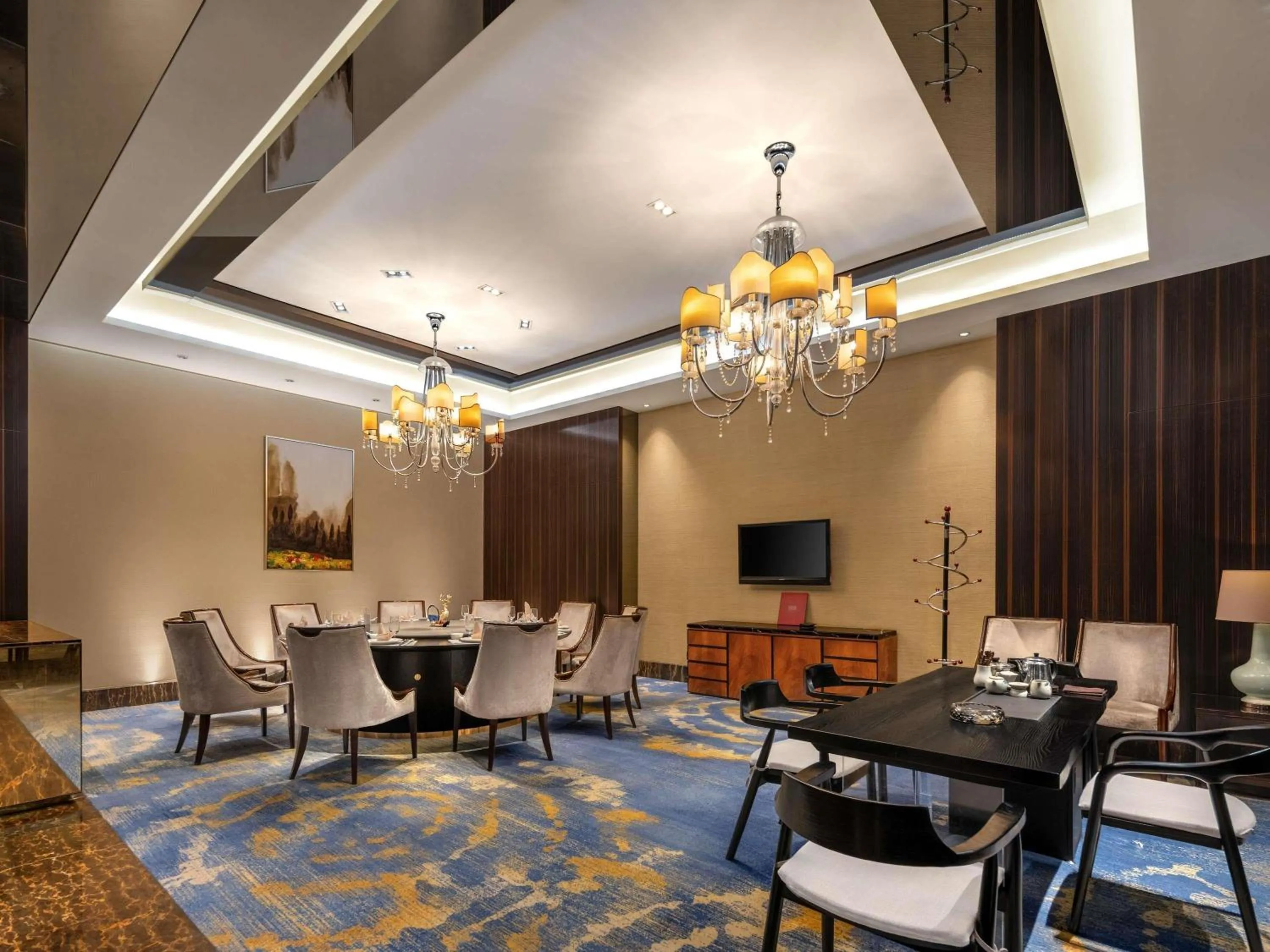 Restaurant/places to eat in Pullman Dongguan Changan