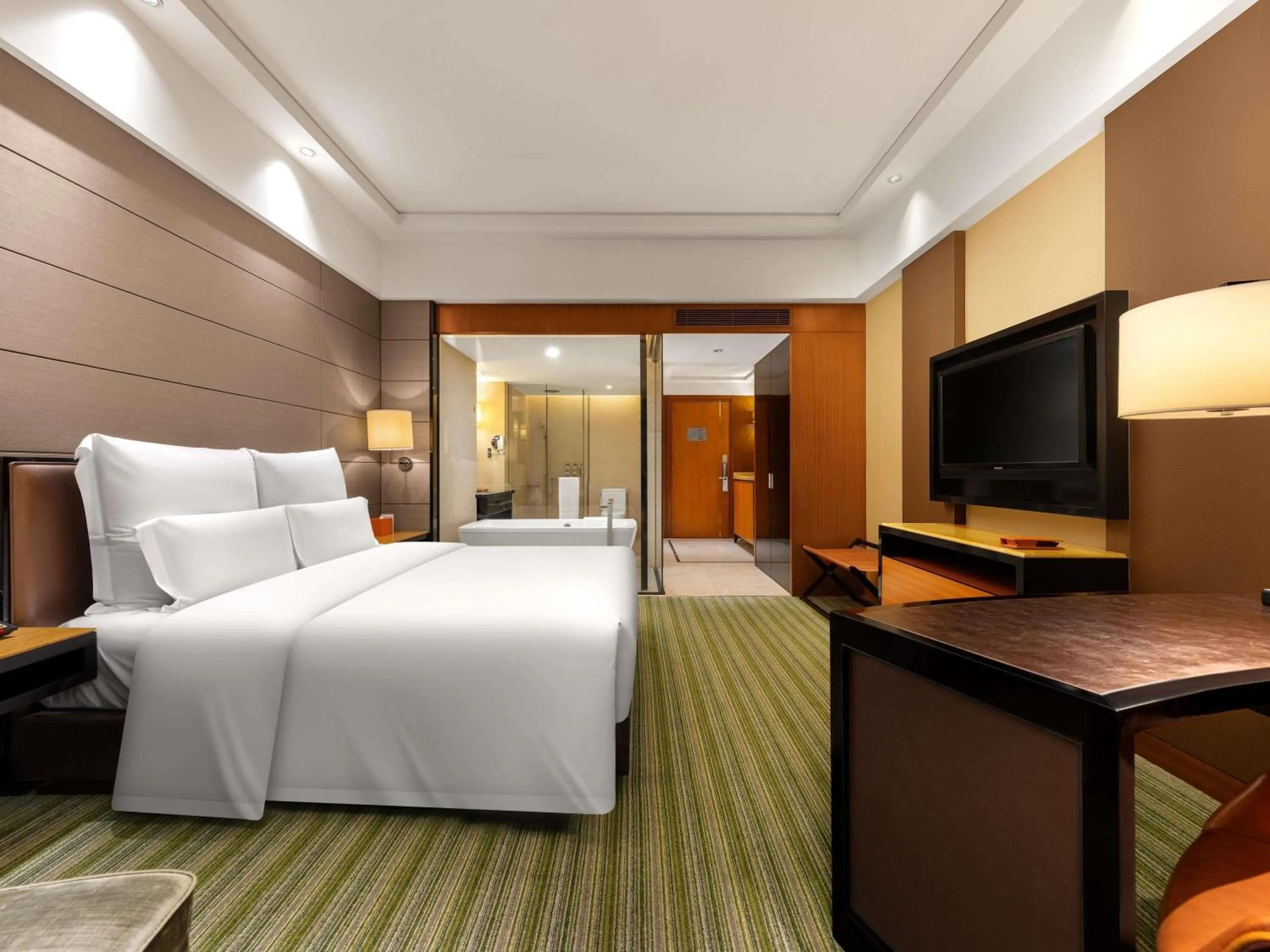 Bedroom, Bed in Pullman Dongguan Changan