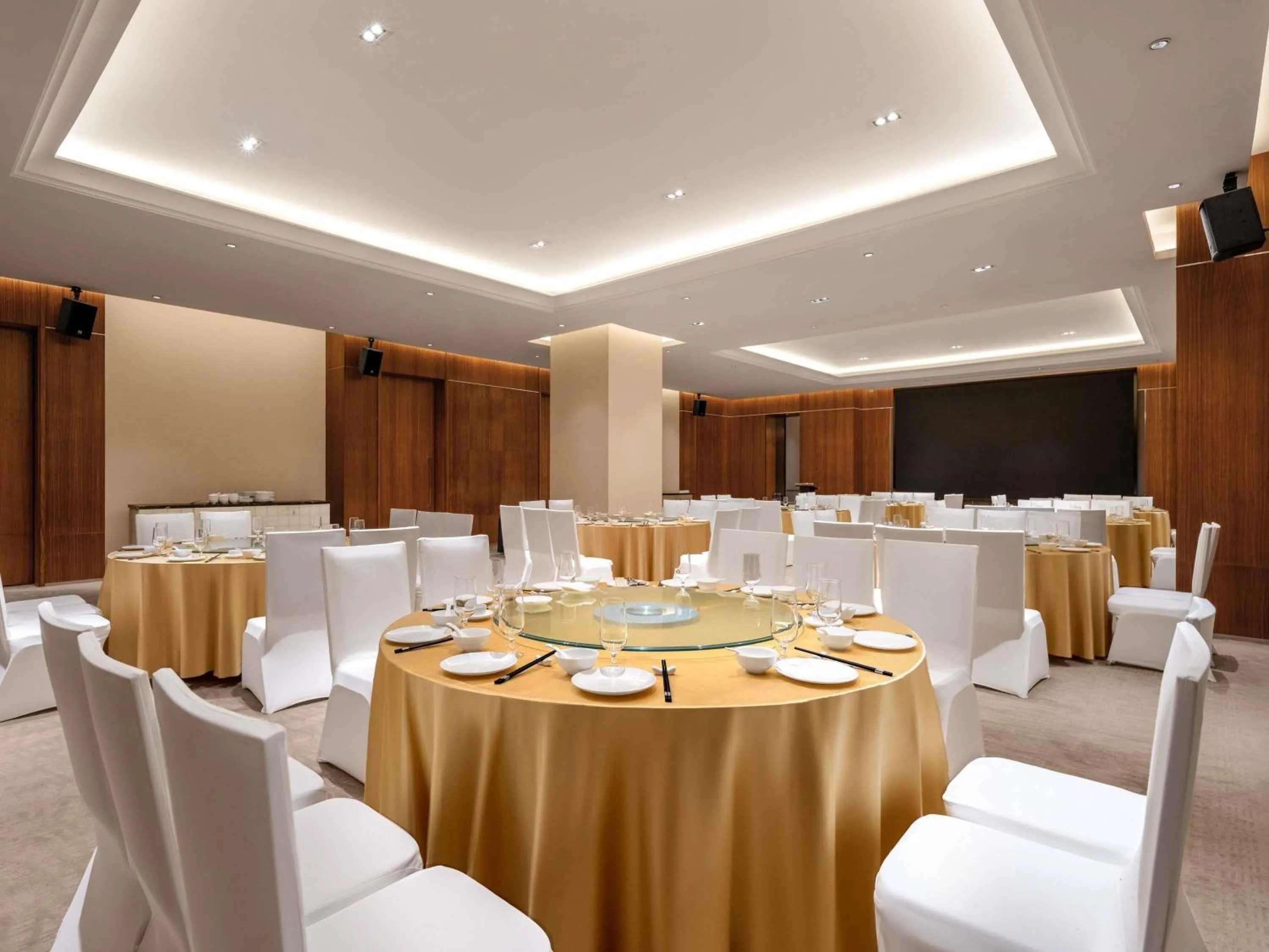 Meeting/conference room in Pullman Dongguan Changan