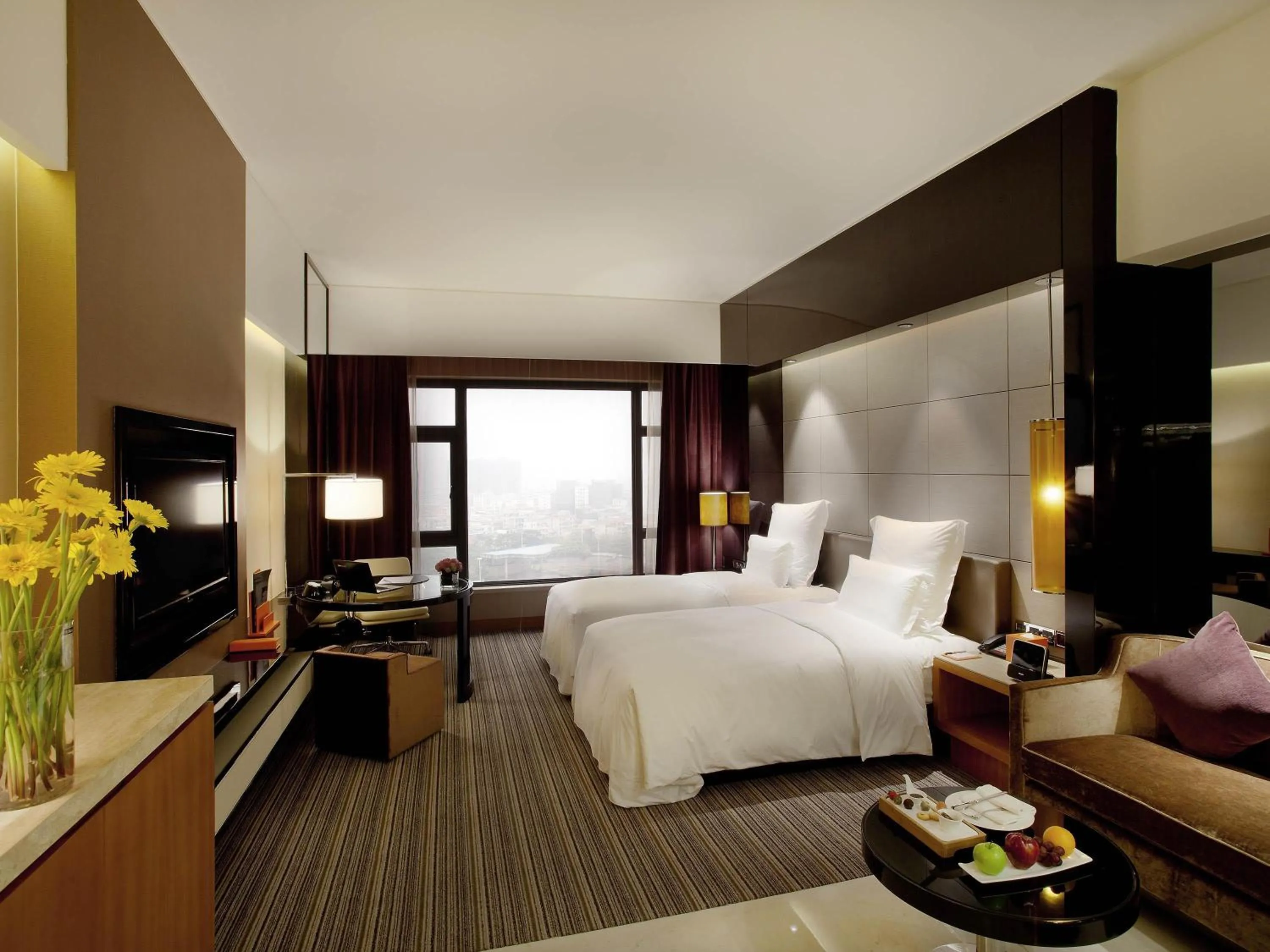 Junior King Suite in Pullman Dongguan Changan