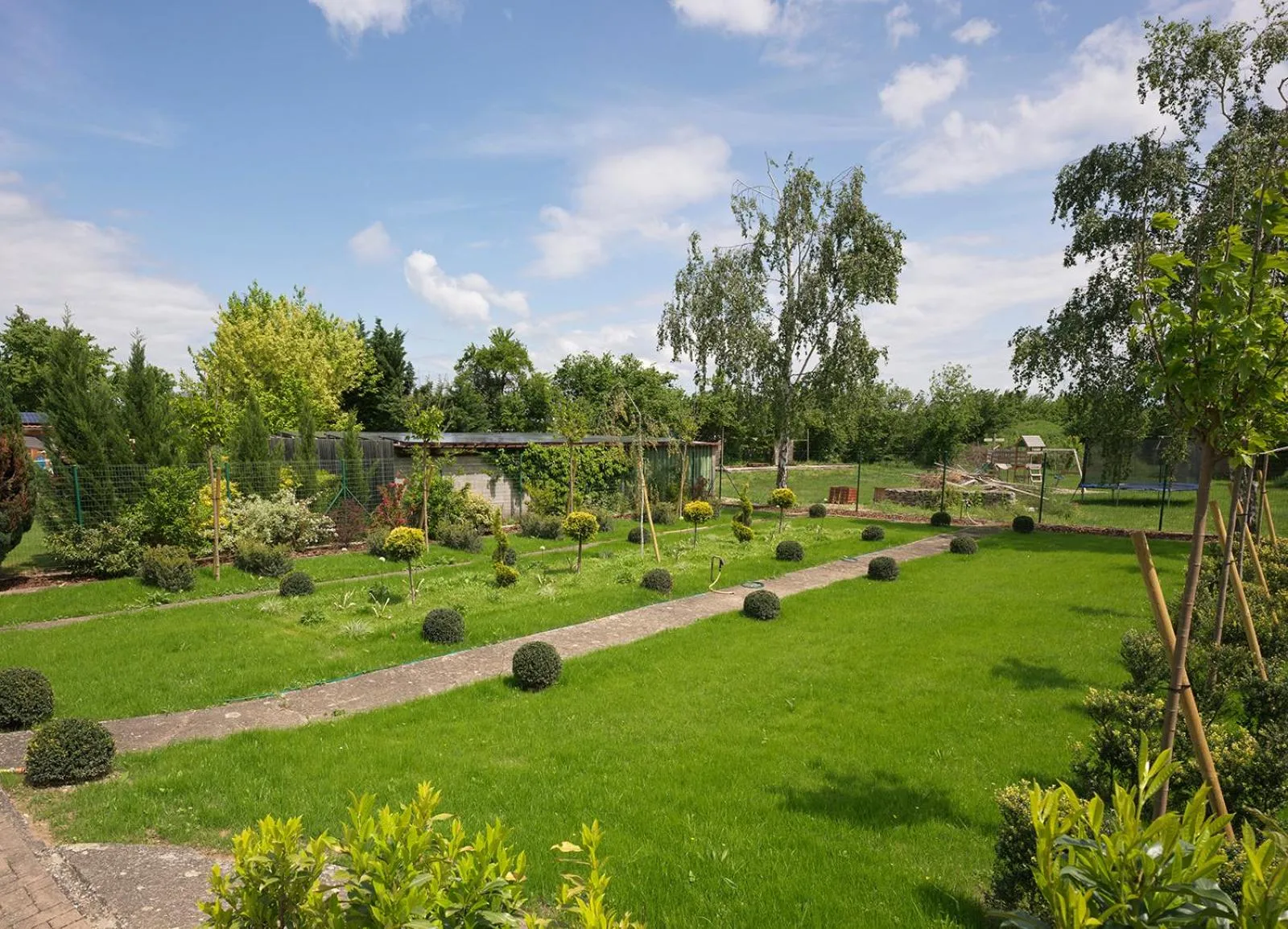 Garden view in B&B "Villa Fink"