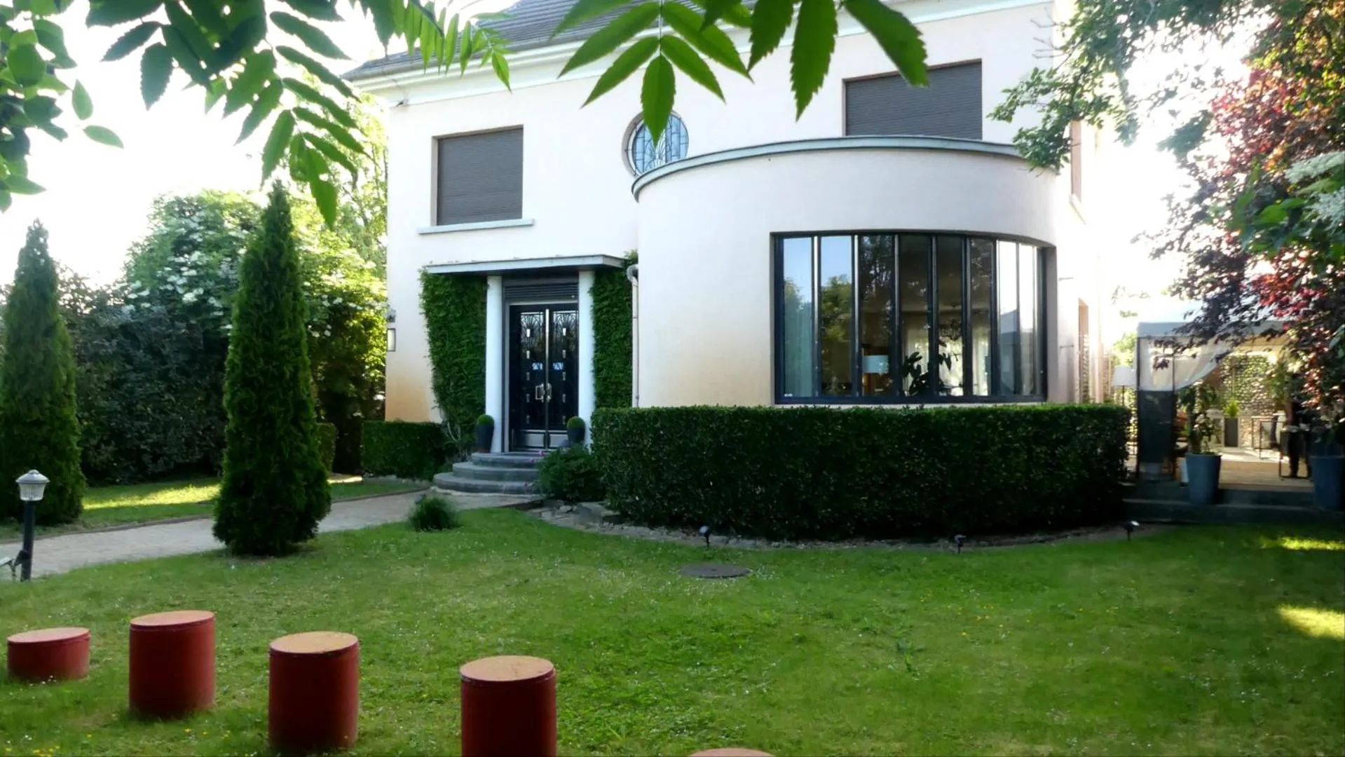 Property building in B&B "Villa Fink"