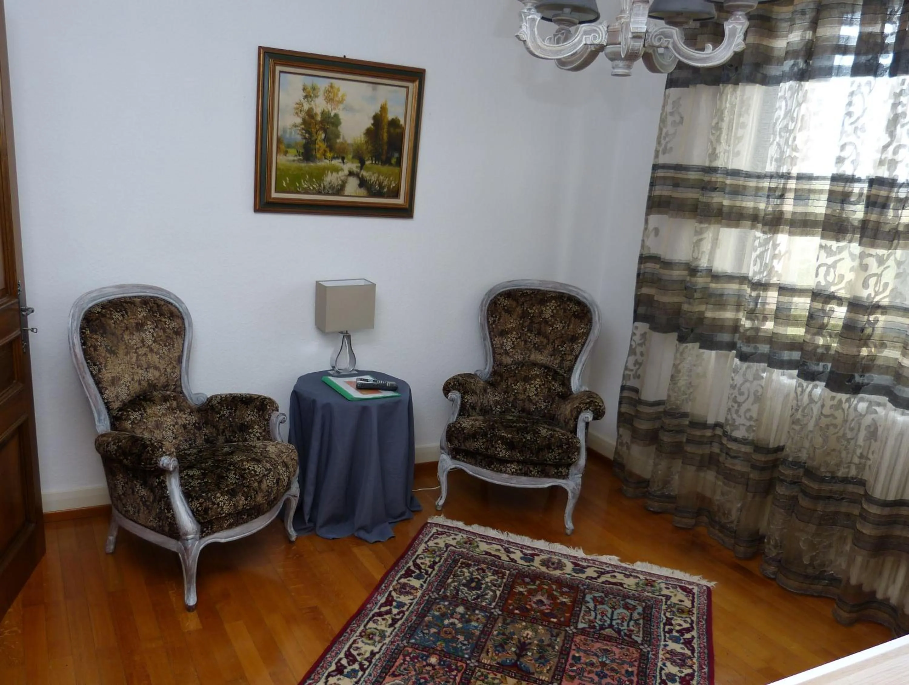 Seating area in B&B "Villa Fink"