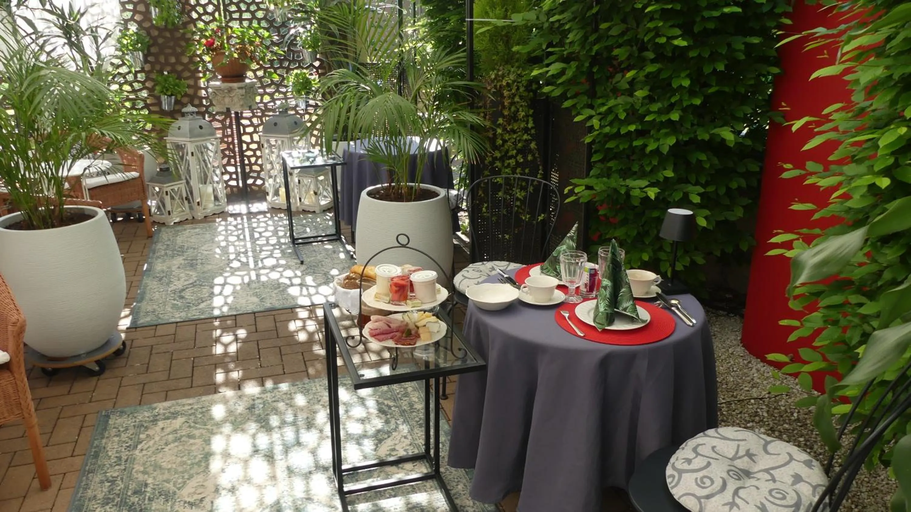 Patio in B&B "Villa Fink"