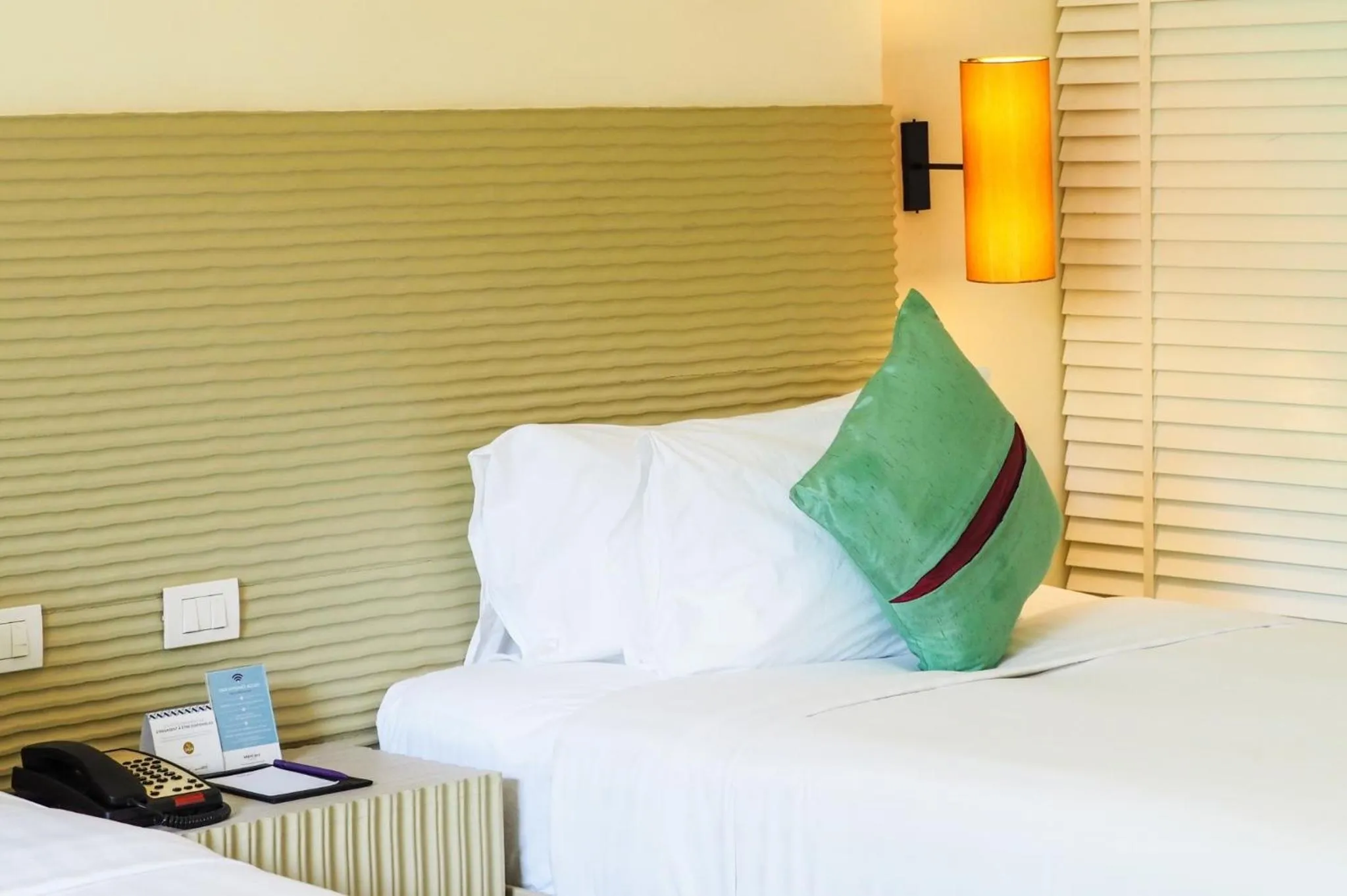 Bed in Mercure Koh Chang Hideaway