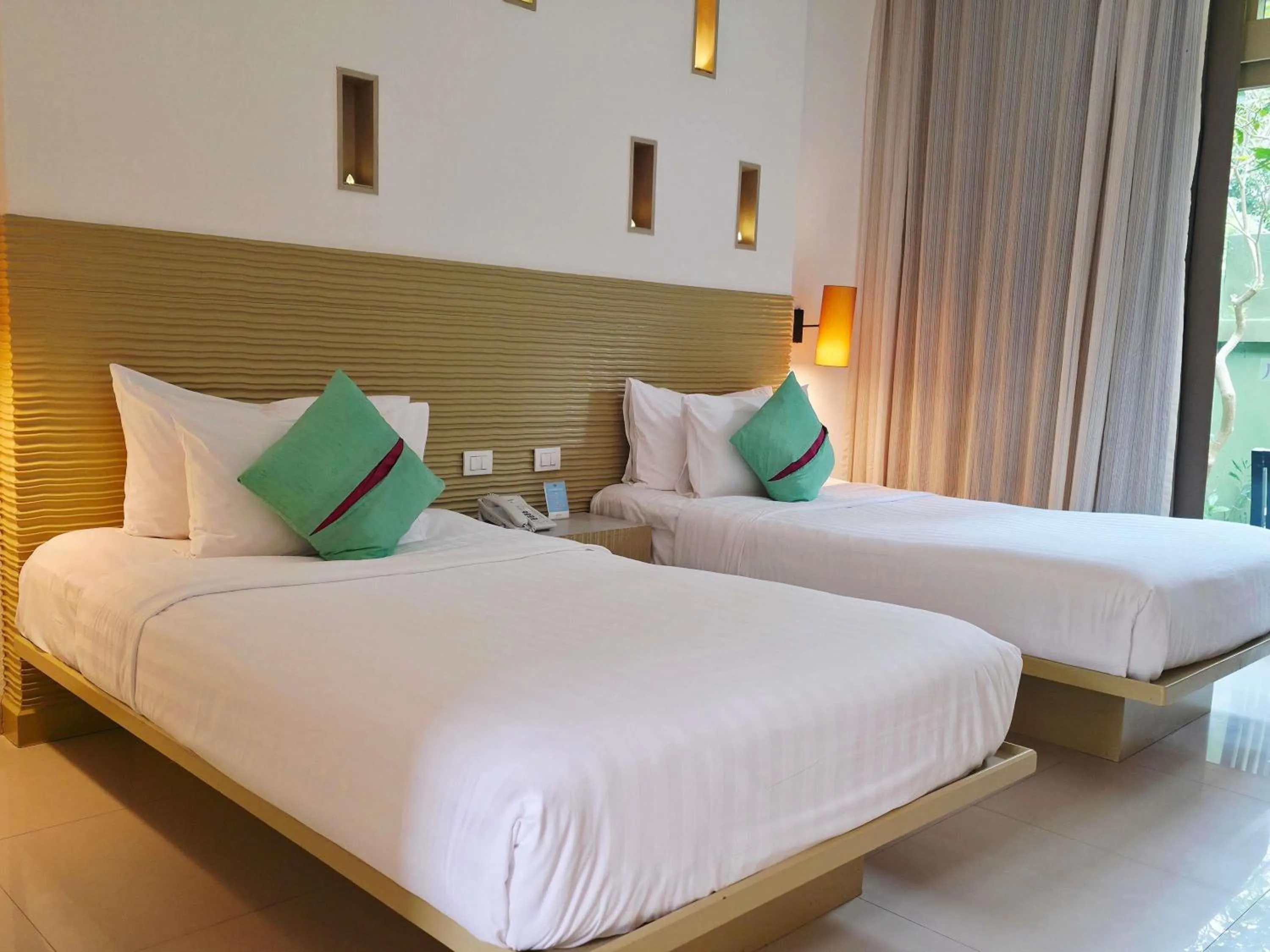 Bedroom, Bed in Mercure Koh Chang Hideaway