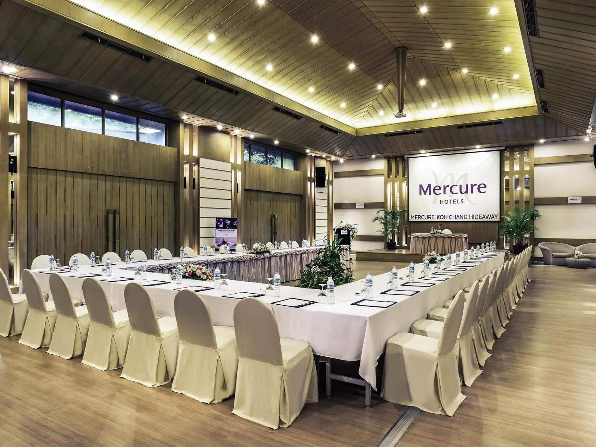 Meeting/conference room in Mercure Koh Chang Hideaway
