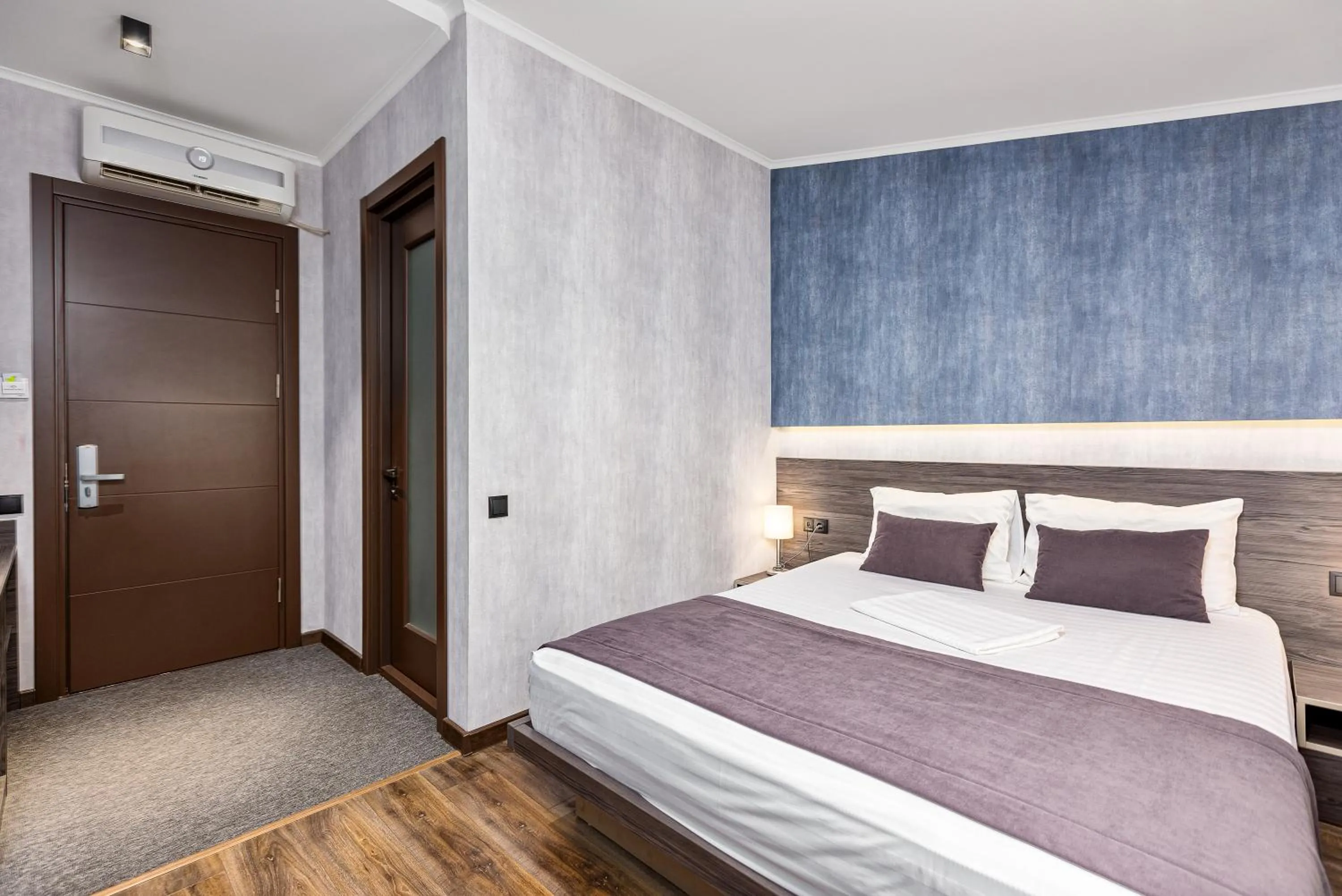 Bedroom, Bed in Kope Palace