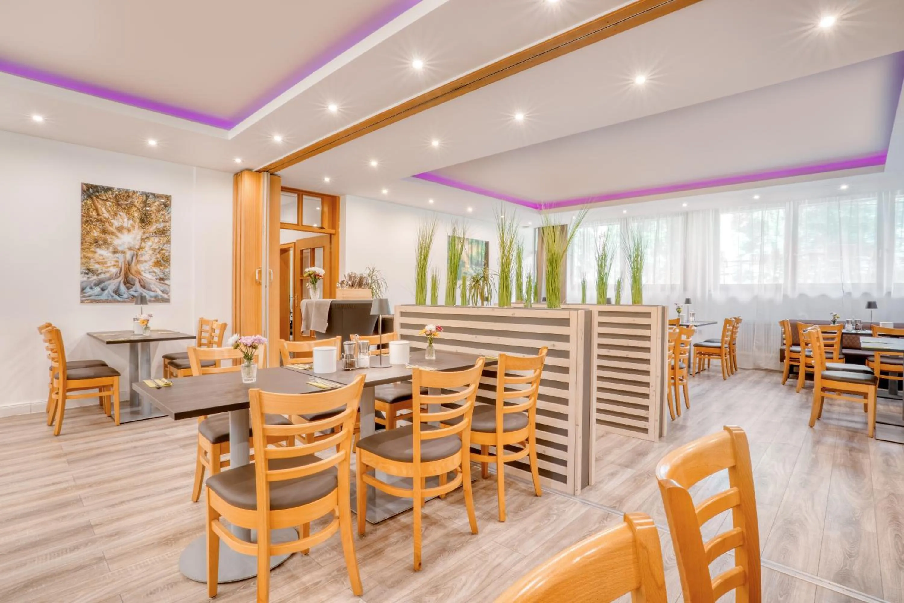 Restaurant/places to eat in Waldhotel